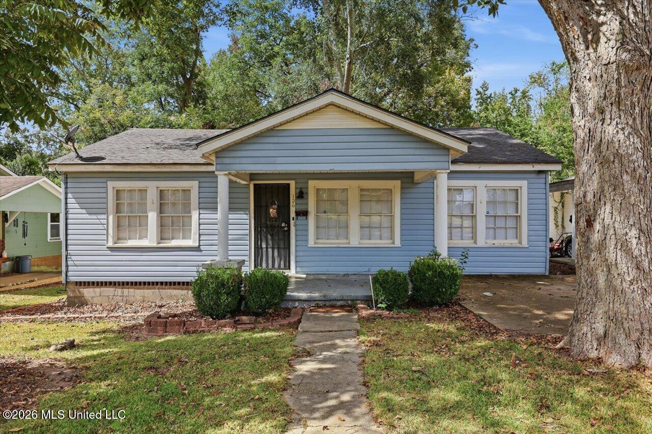 106 3rd Avenue Southwest Avenue Property Photo 1