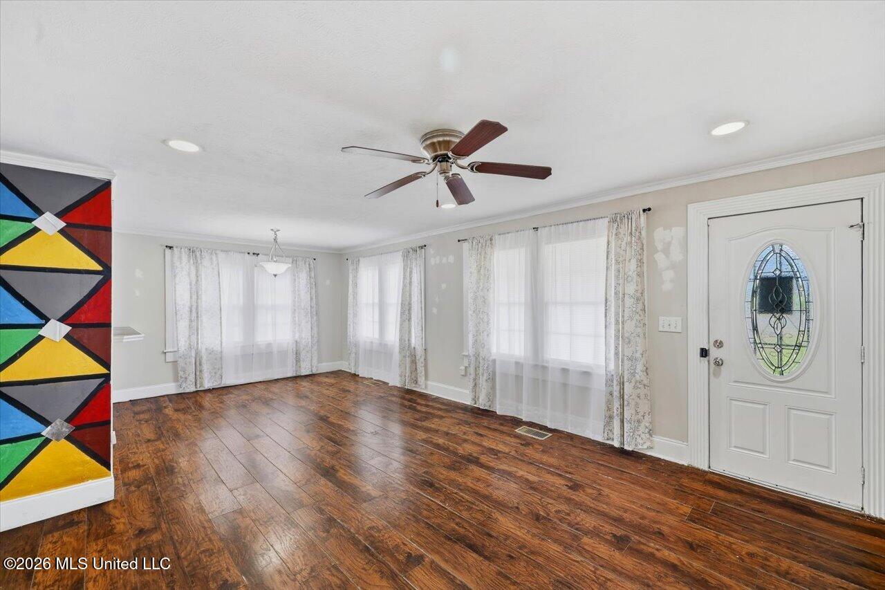 106 3rd Avenue Southwest Avenue Property Photo 5
