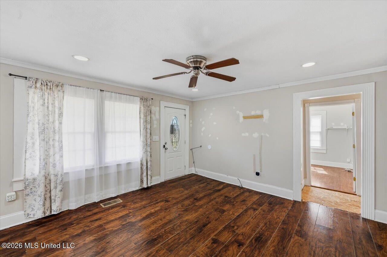 106 3rd Avenue Southwest Avenue Property Photo 6