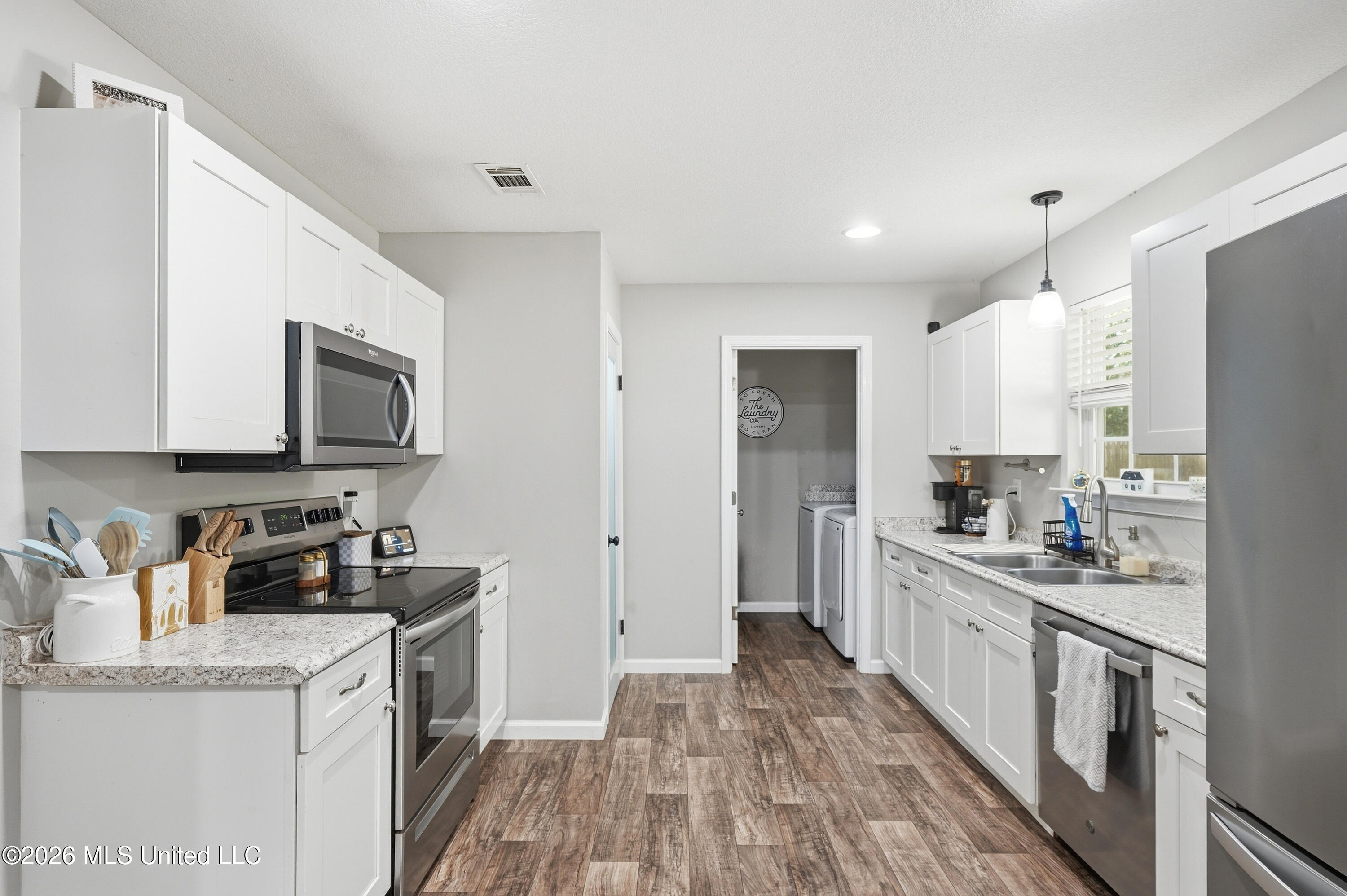 97 Meadow Drive Property Photo 8