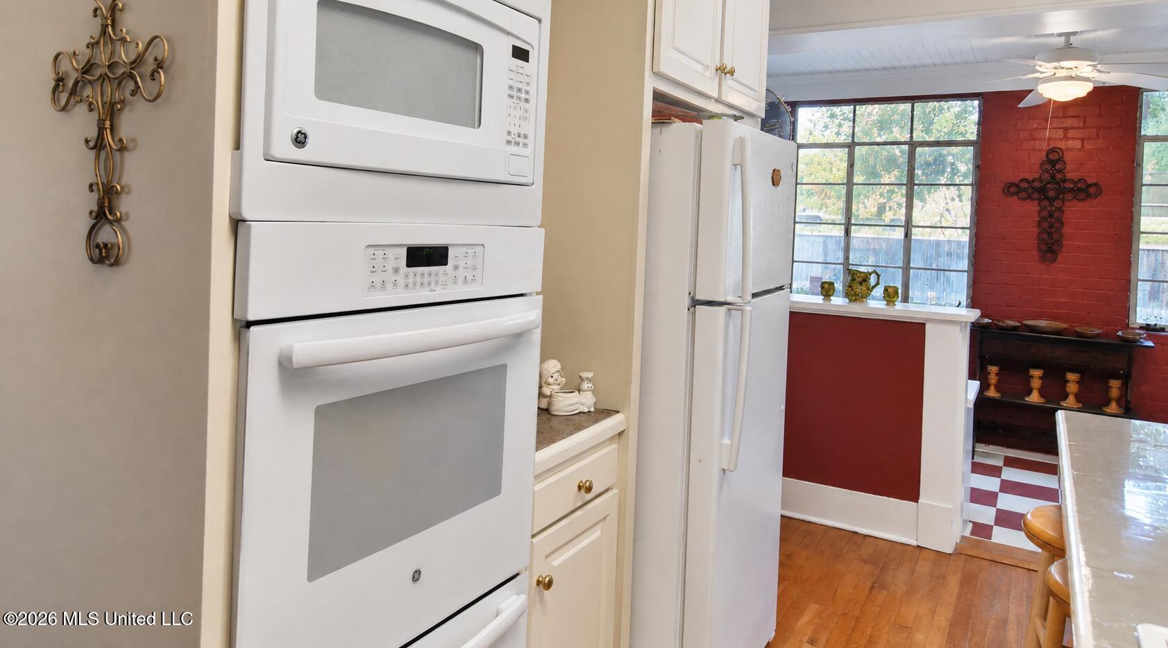 1211 River Road Property Photo 12