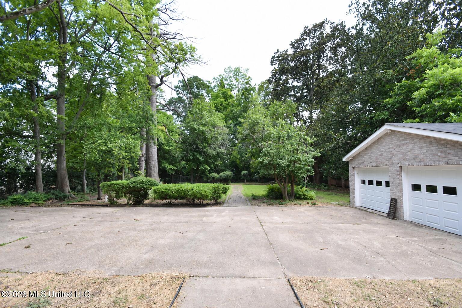 1211 River Road Property Photo 21
