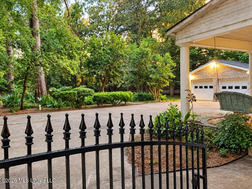 1211 River Road Property Photo 31