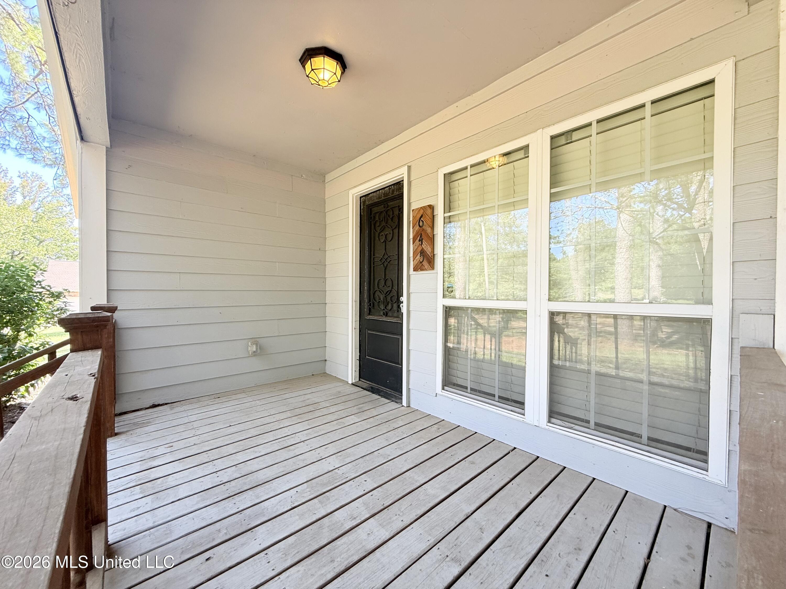 645 Zetus Road Property Photo 19