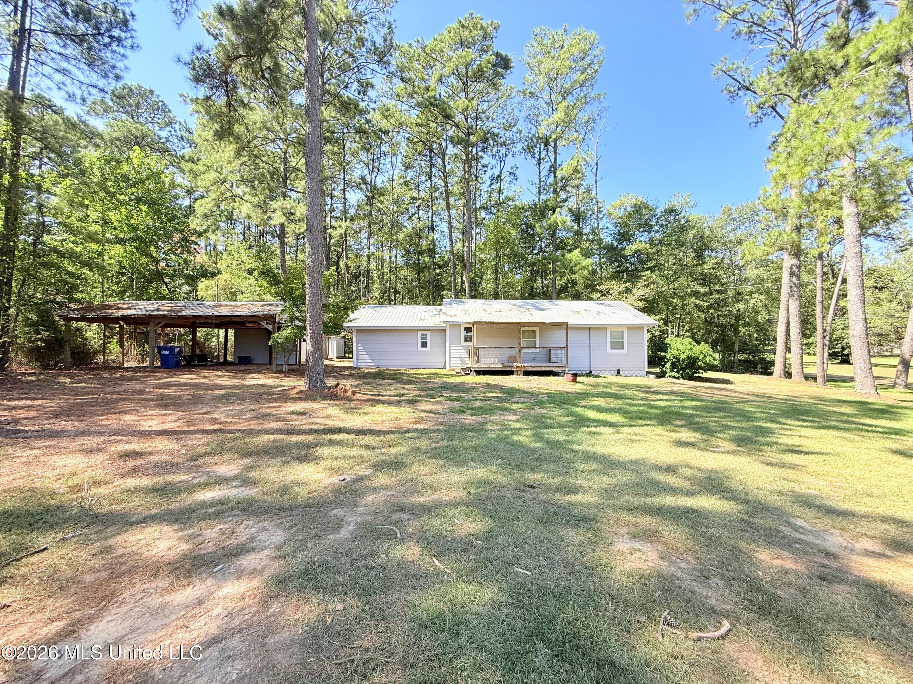 645 Zetus Road Property Photo 27