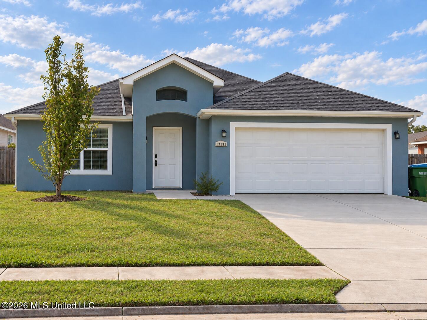13393 Willow Oak Circle Property Photo 1