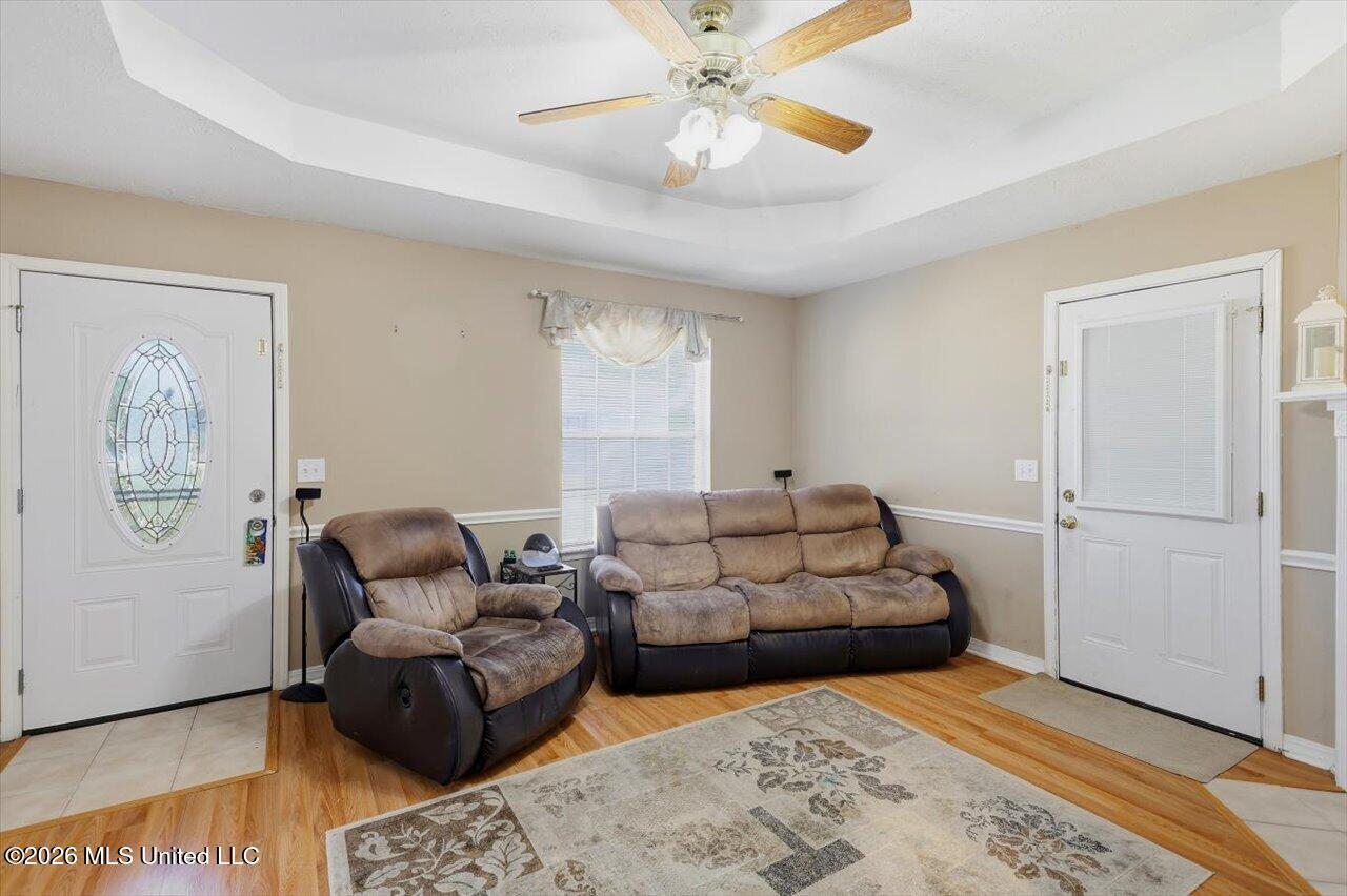710 Heartwood Drive Property Photo 6