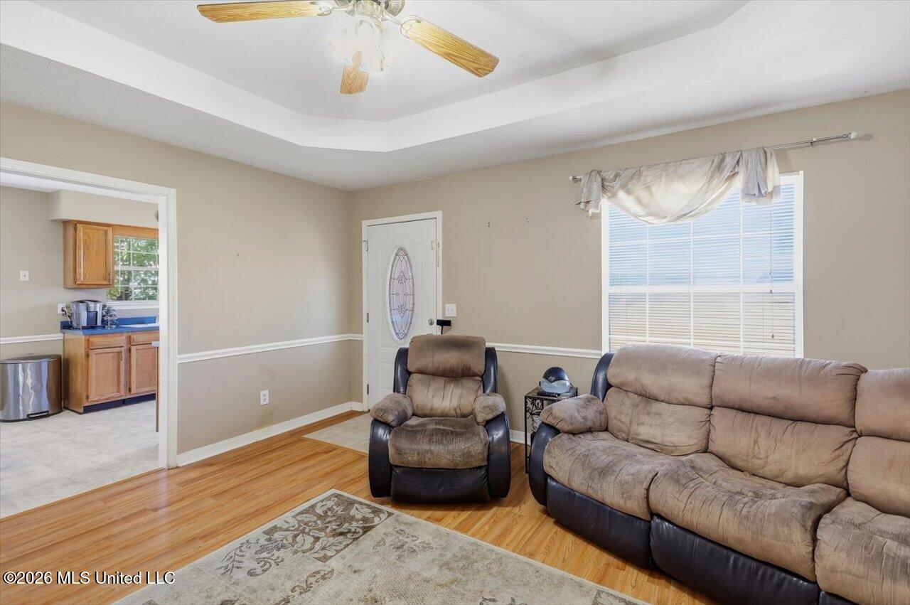 710 Heartwood Drive Property Photo 7