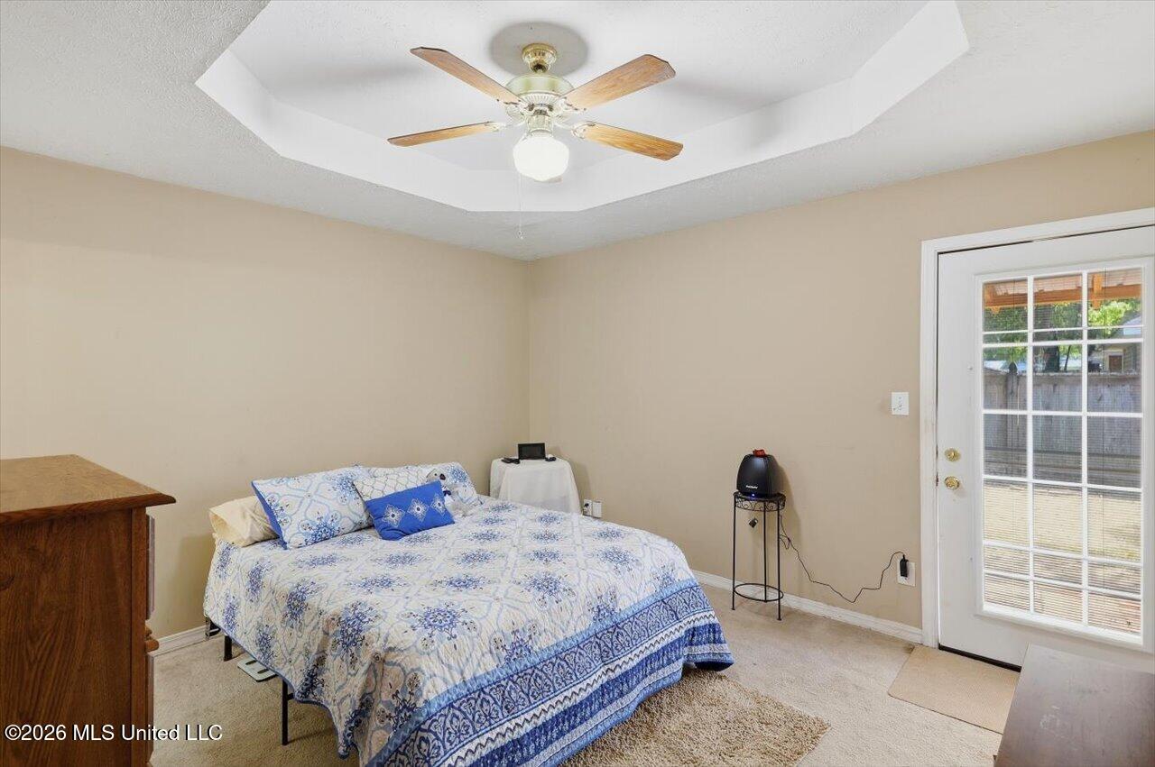 710 Heartwood Drive Property Photo 14