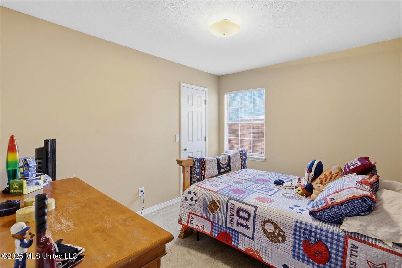 710 Heartwood Drive Property Photo 17