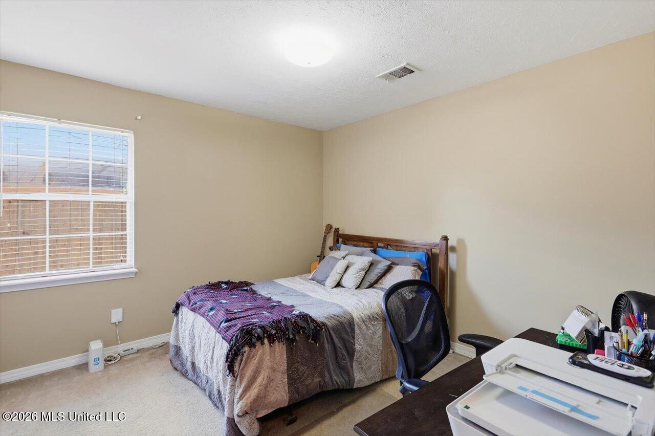 710 Heartwood Drive Property Photo 19