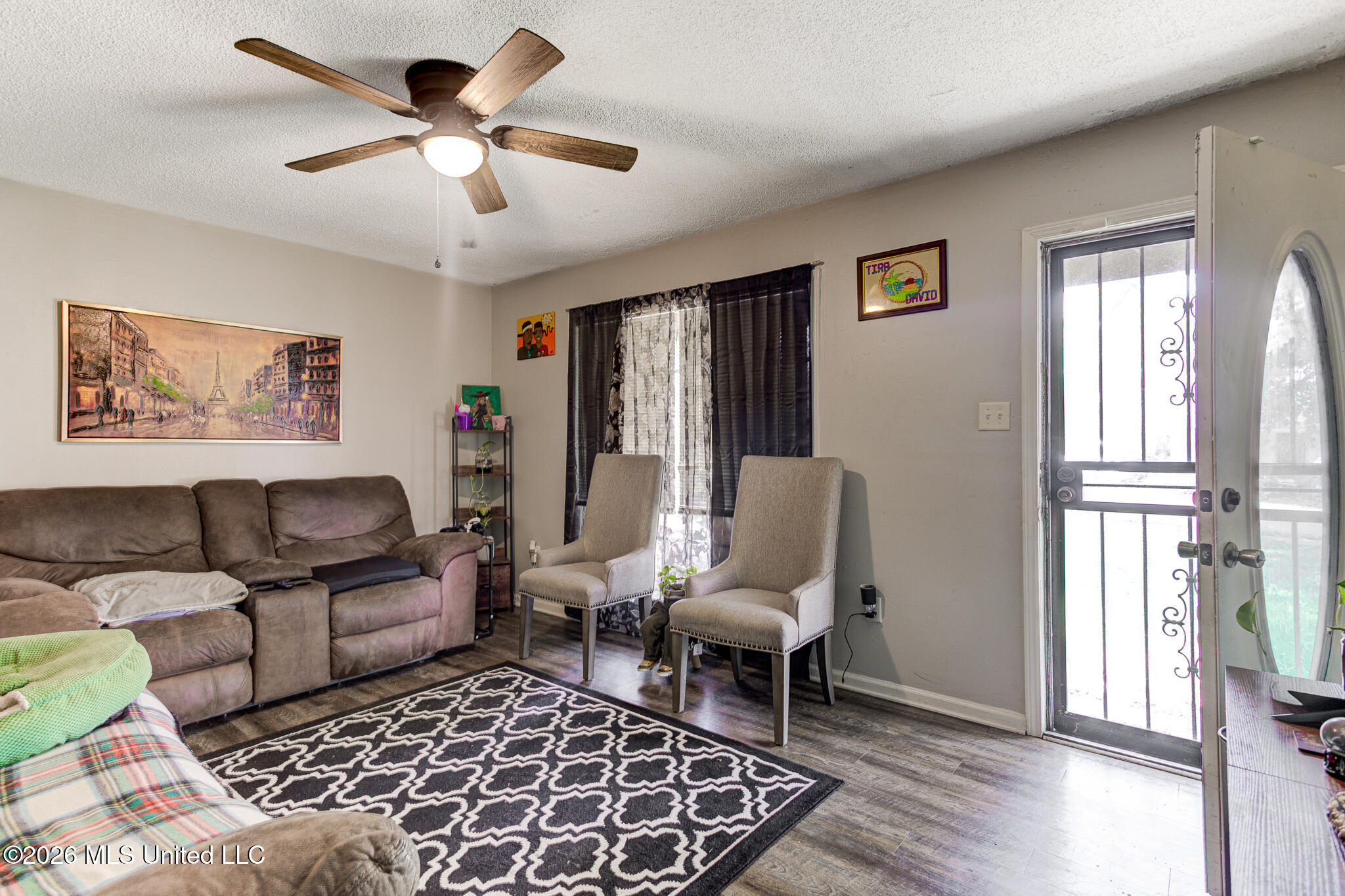 5671 Winterwood Drive Property Photo 4