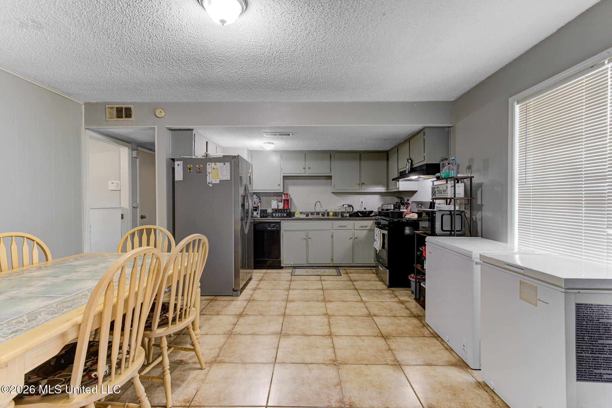 5671 Winterwood Drive Property Photo 6