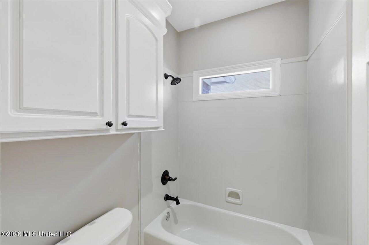 127 Eastside Drive Property Photo 29