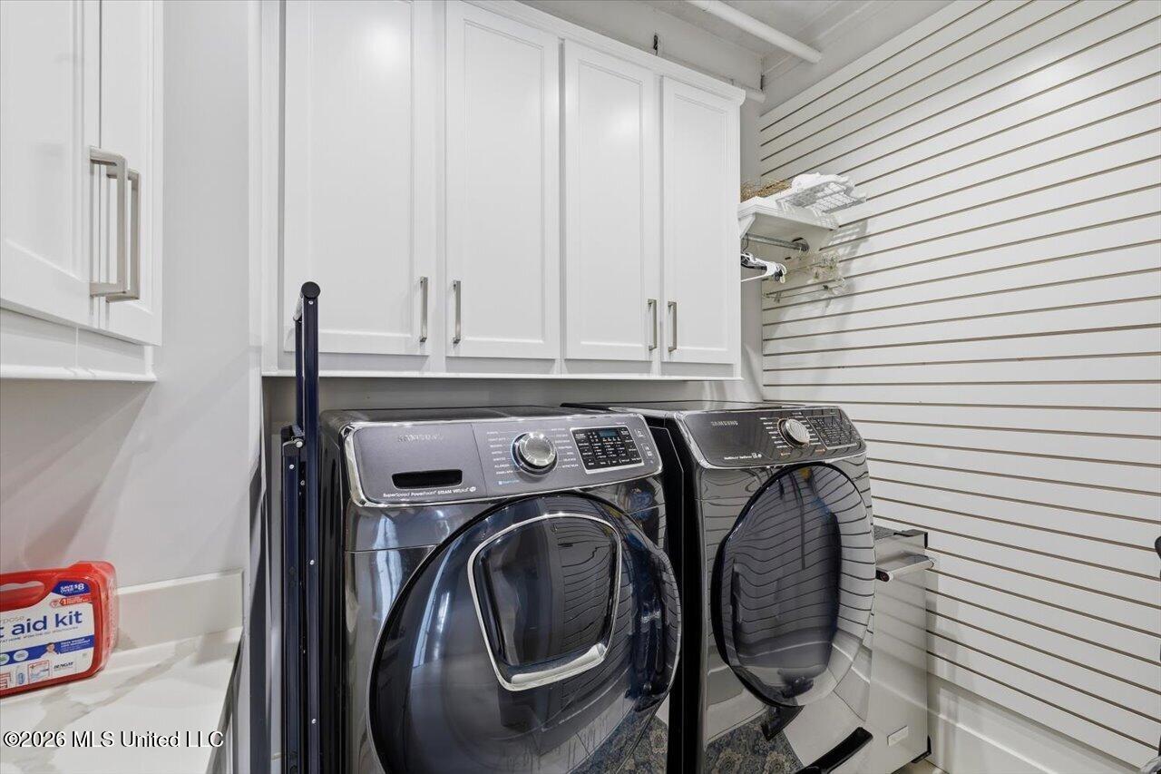 145 Republic Street Property Photo 24