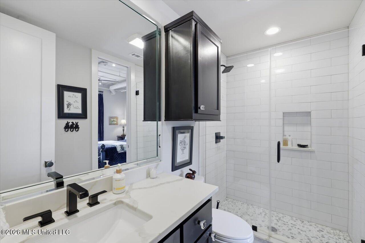 145 Republic Street Property Photo 26