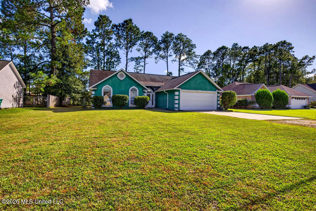 7917 Martin Bluff Road Property Photo 2