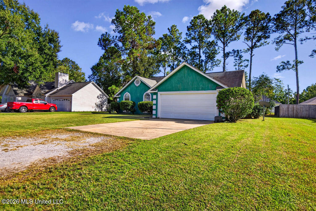 7917 Martin Bluff Road Property Photo 4