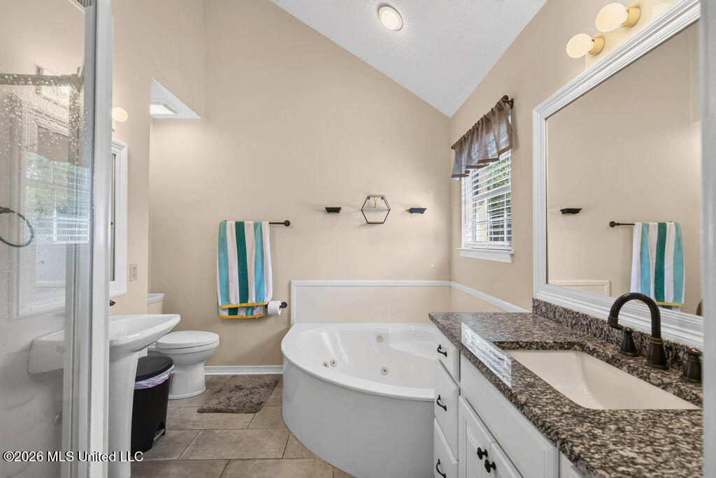7917 Martin Bluff Road Property Photo 23