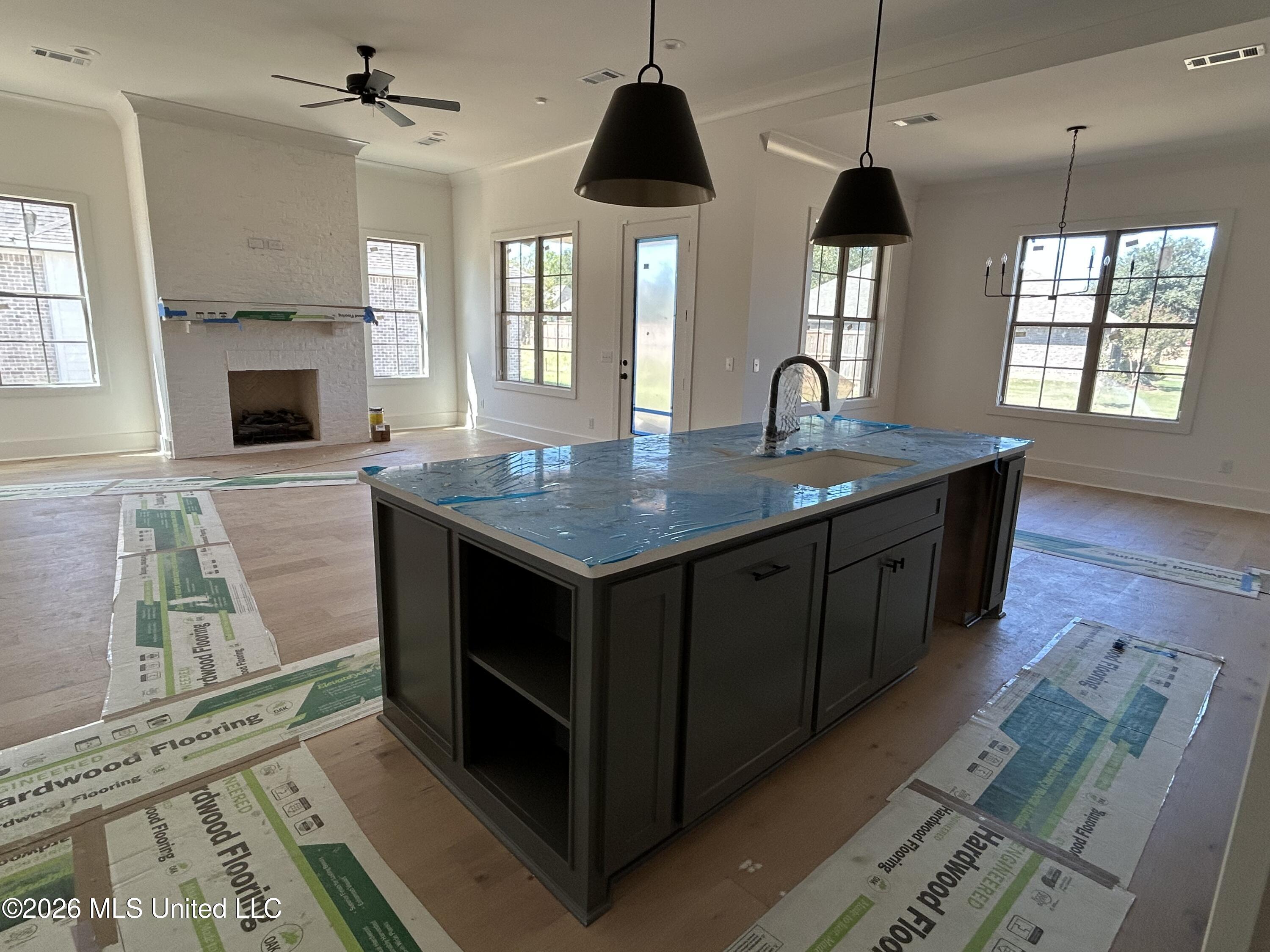 120 Mission Park Drive Property Photo 2