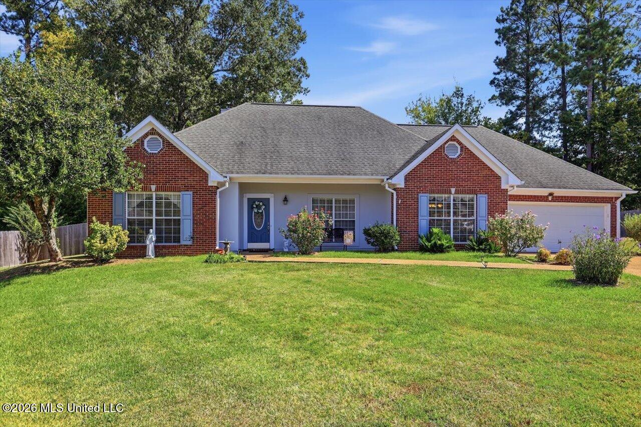 405 Ashford Place Property Photo 1