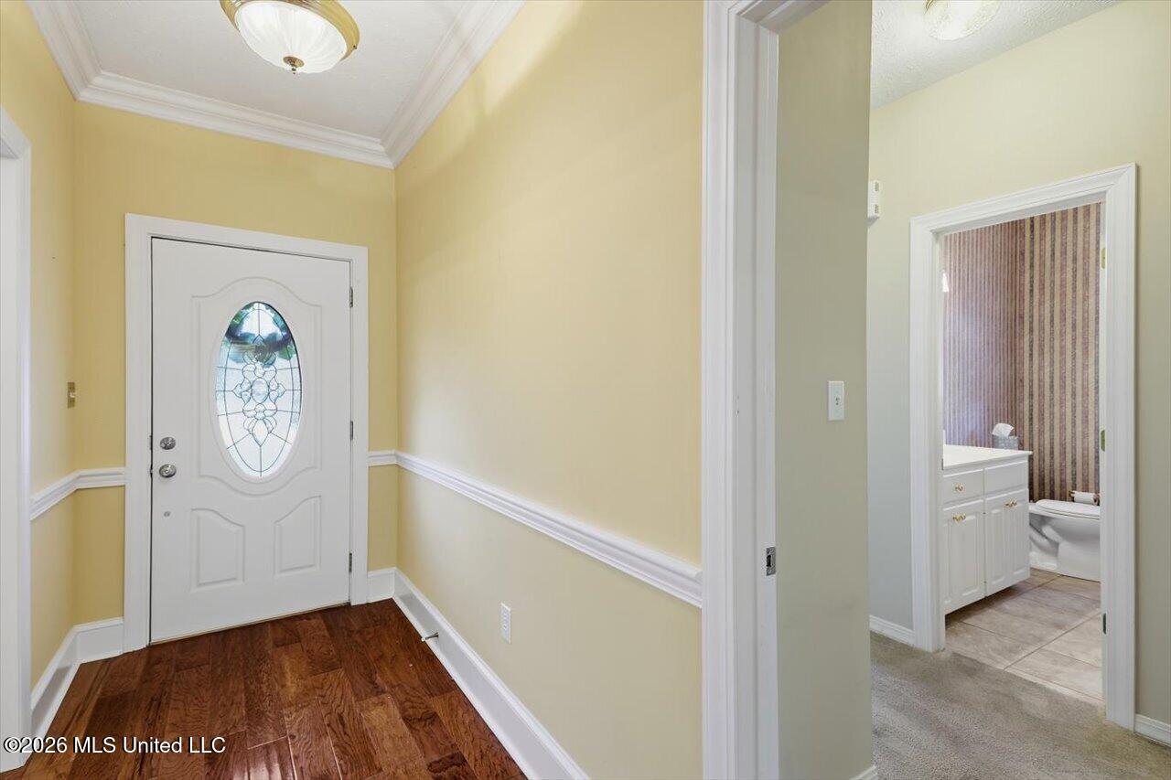 405 Ashford Place Property Photo 5