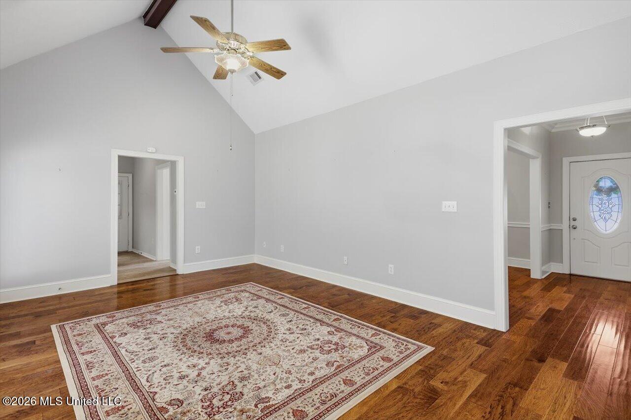 405 Ashford Place Property Photo 9