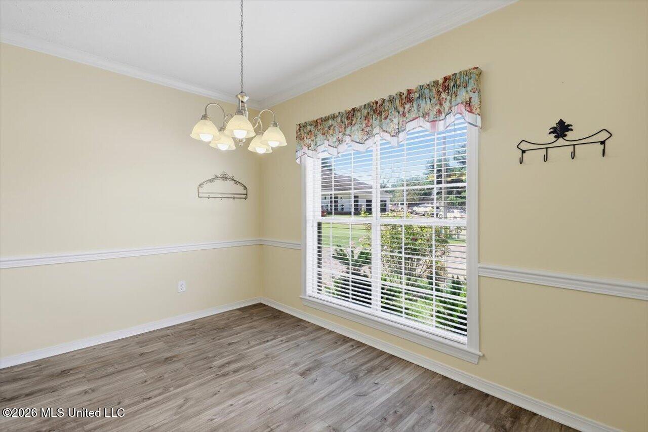 405 Ashford Place Property Photo 14