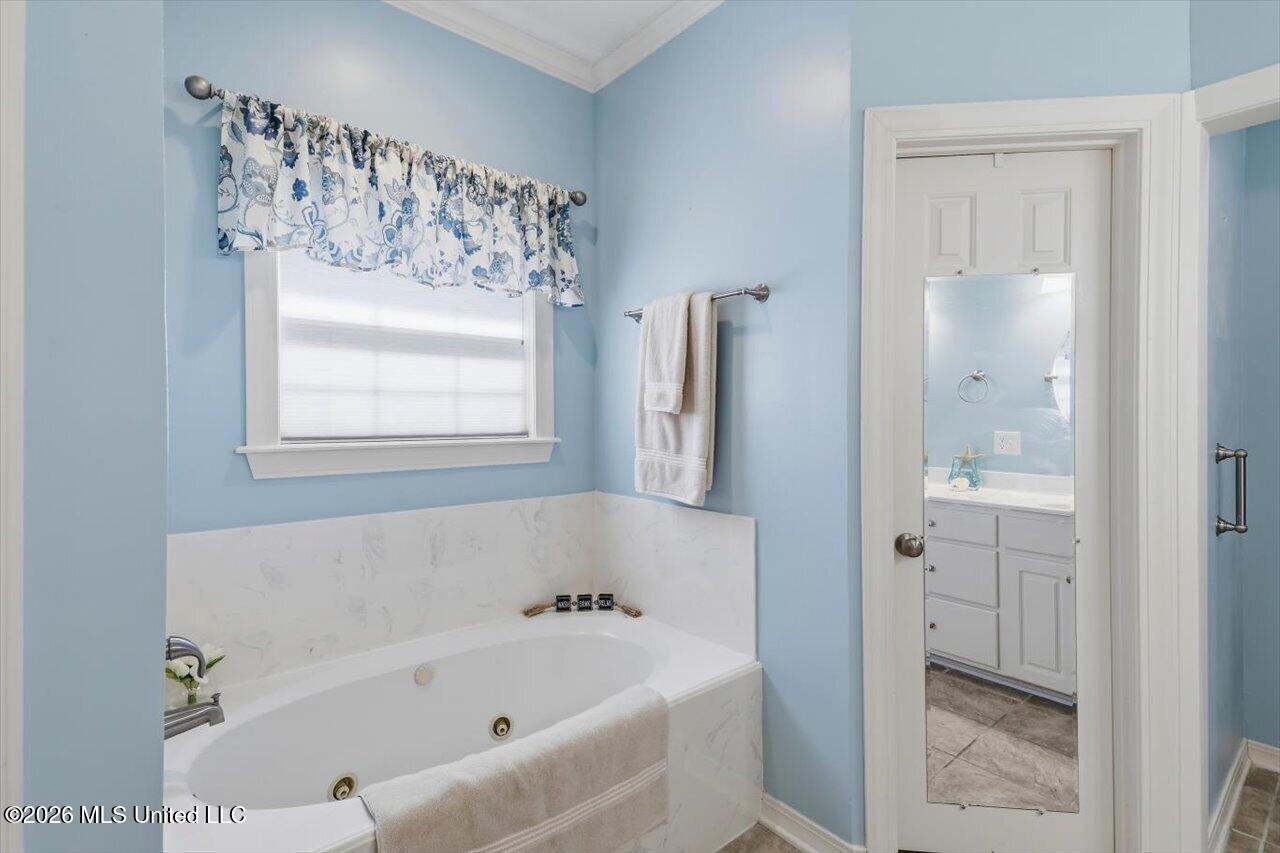 405 Ashford Place Property Photo 22