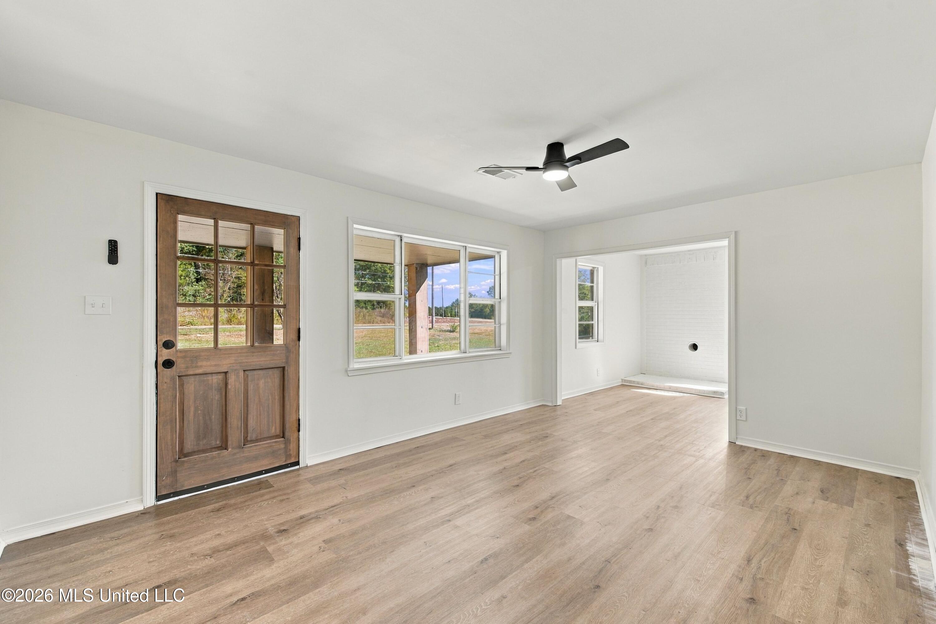 1493 Mount Sinai Road Property Photo 4