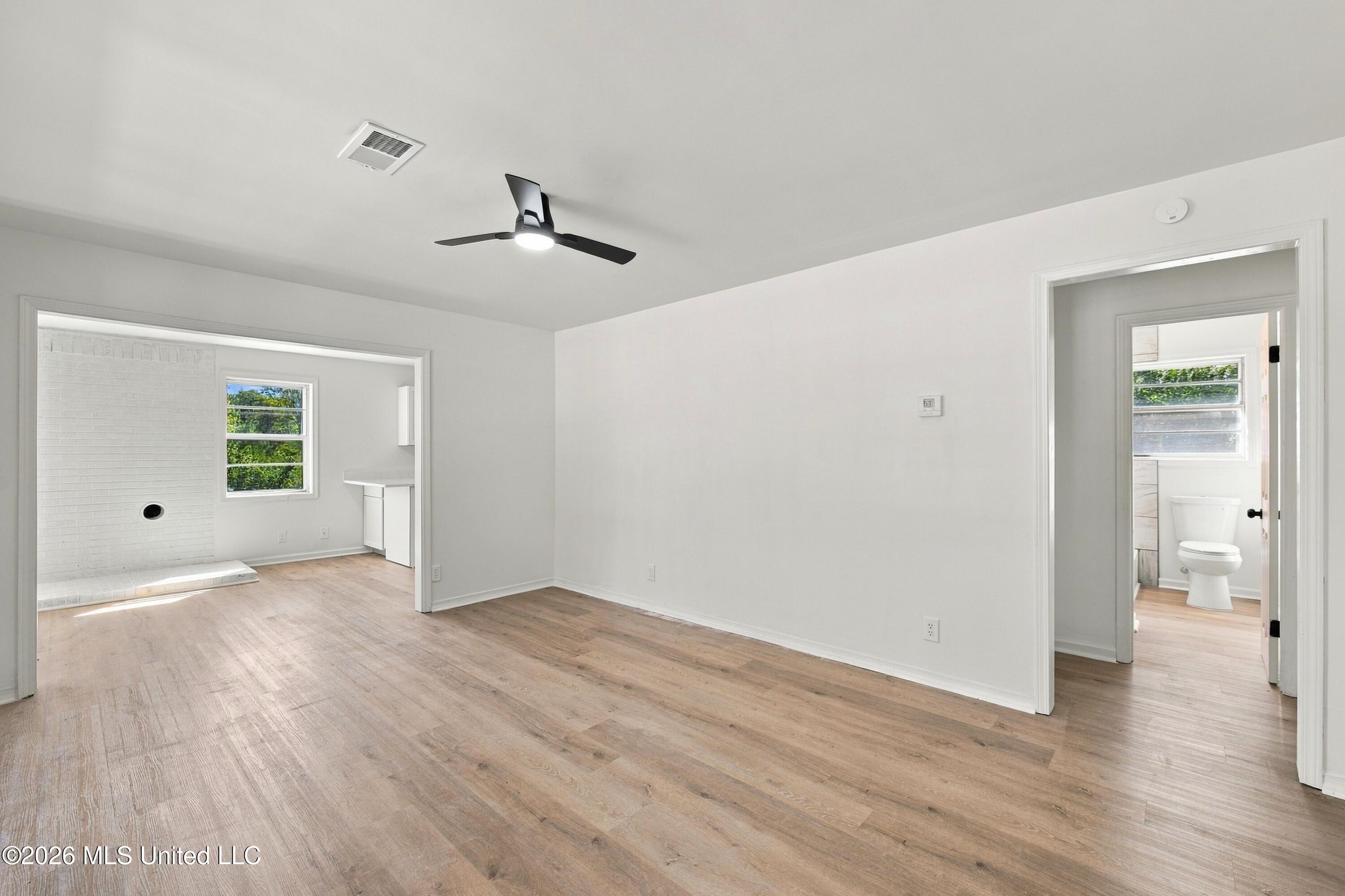 1493 Mount Sinai Road Property Photo 5