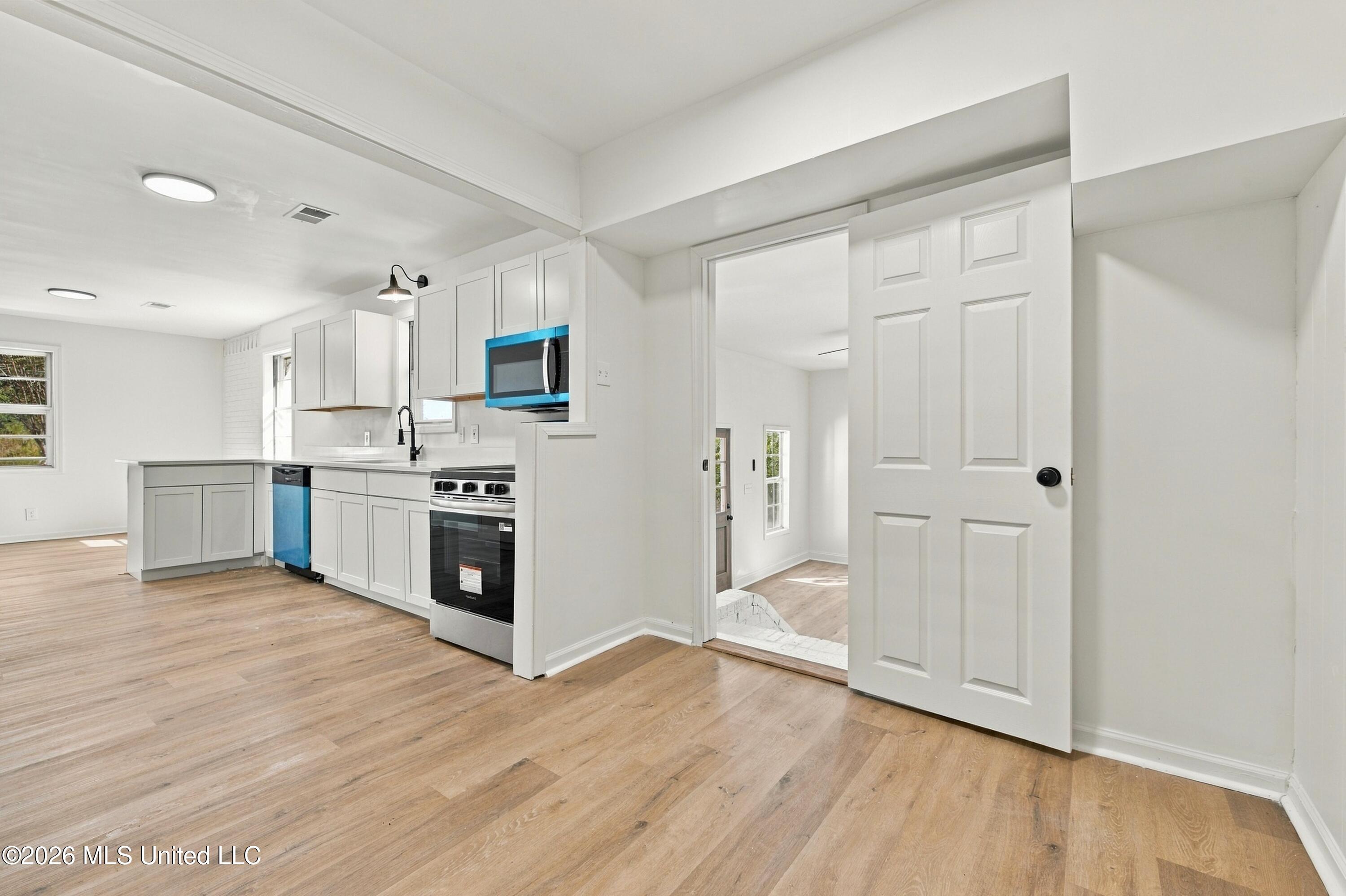 1493 Mount Sinai Road Property Photo 11