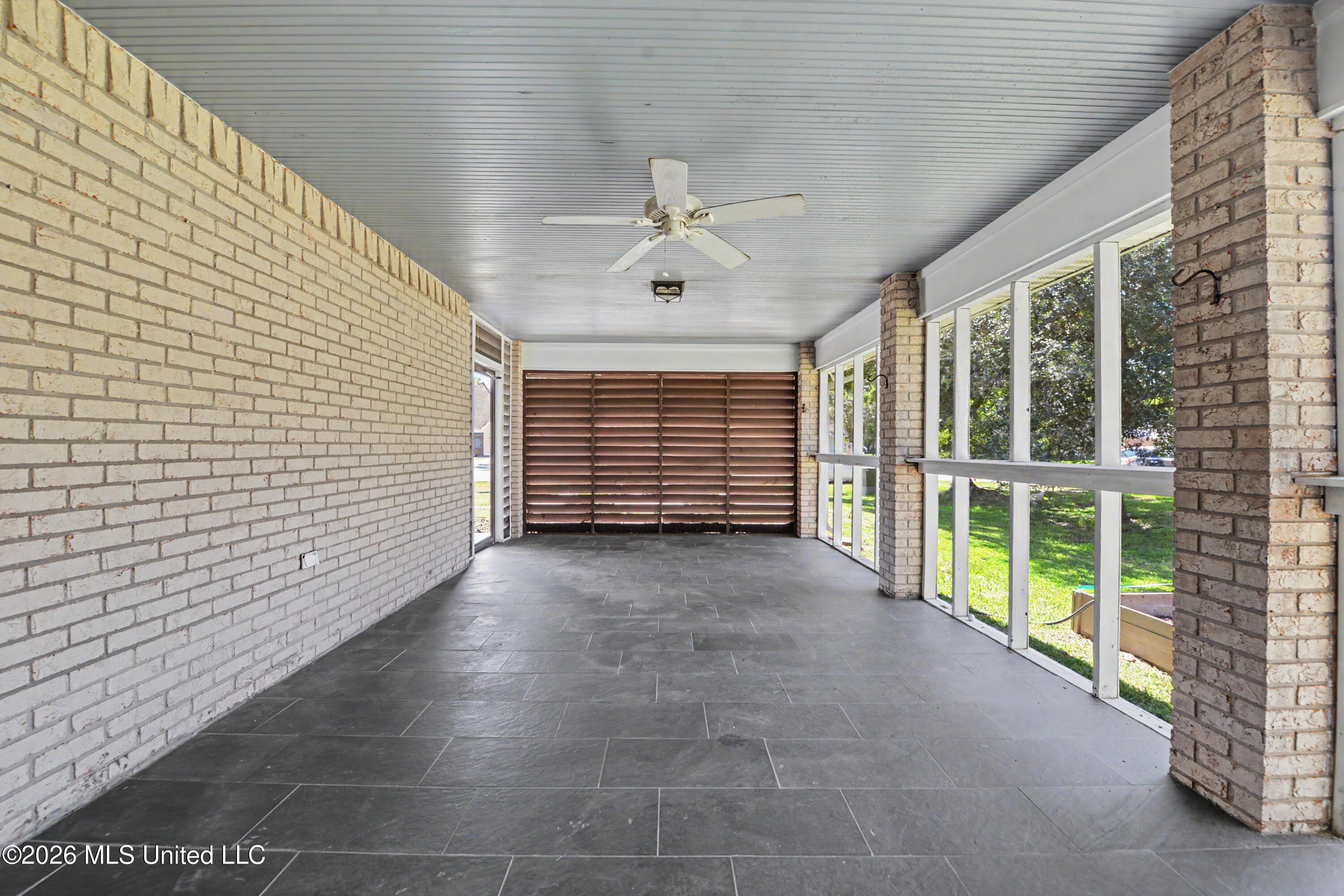 217 Henley Place Property Photo 22