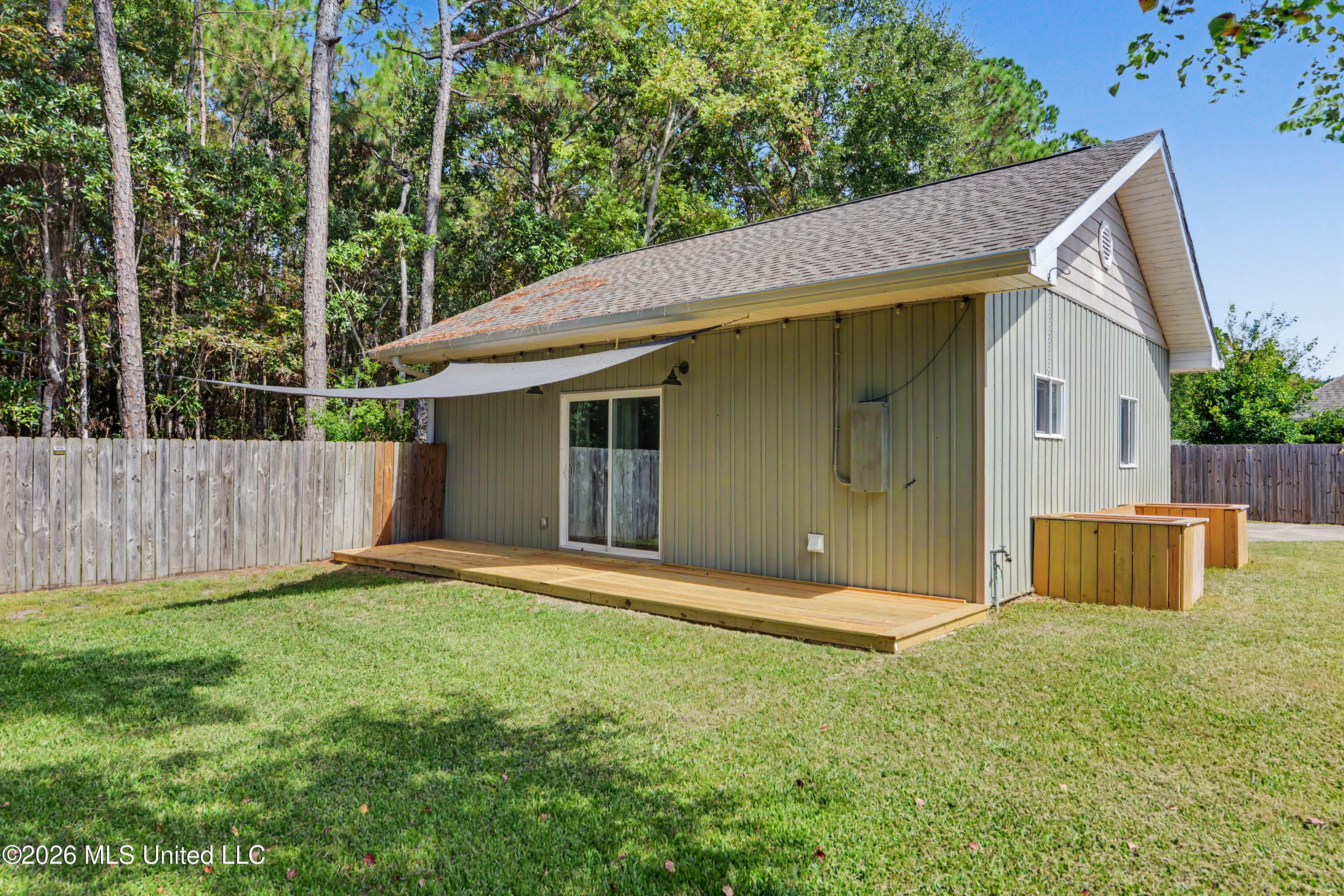 217 Henley Place Property Photo 25
