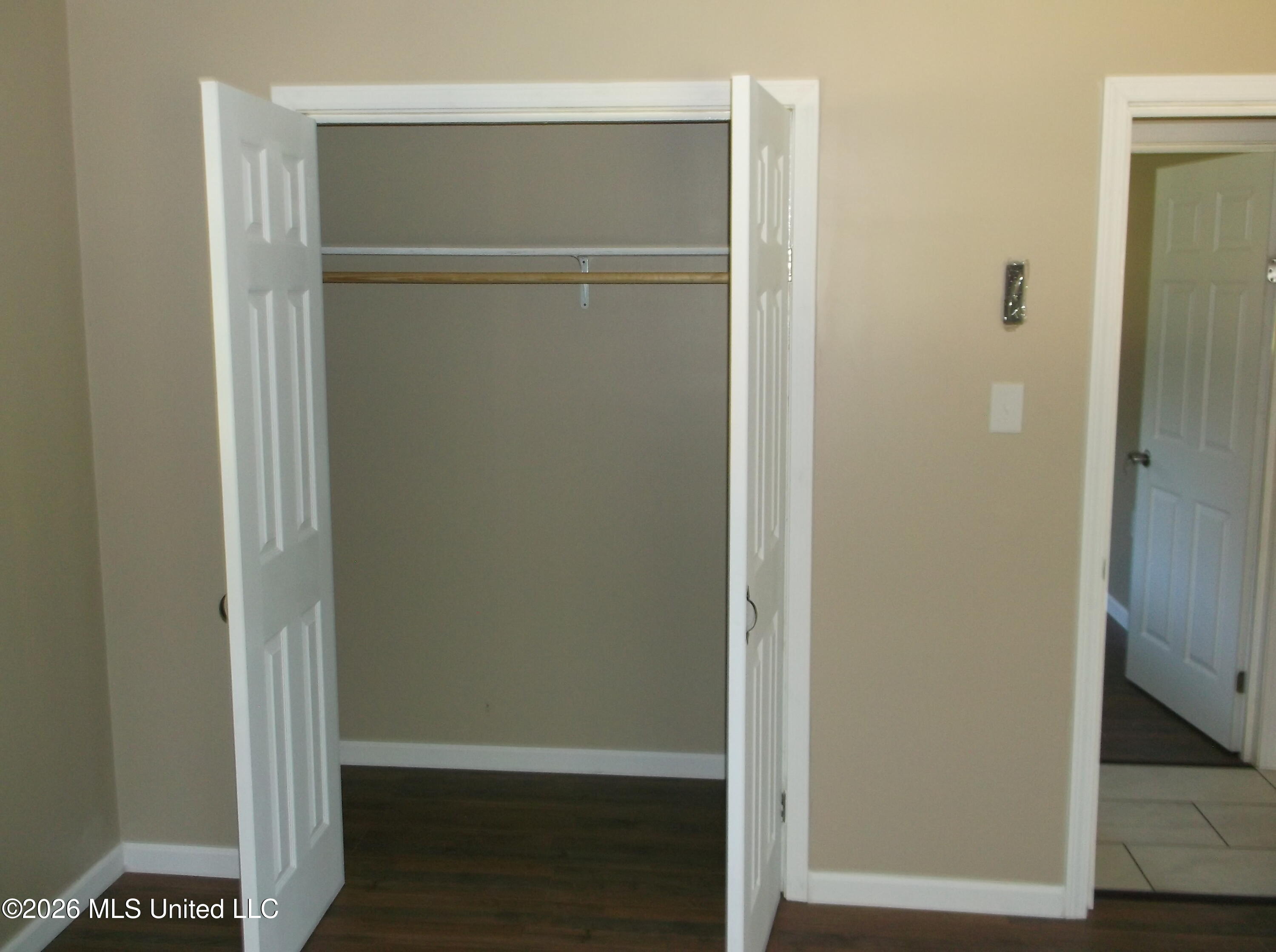 1005 Miller Lane Property Photo 13
