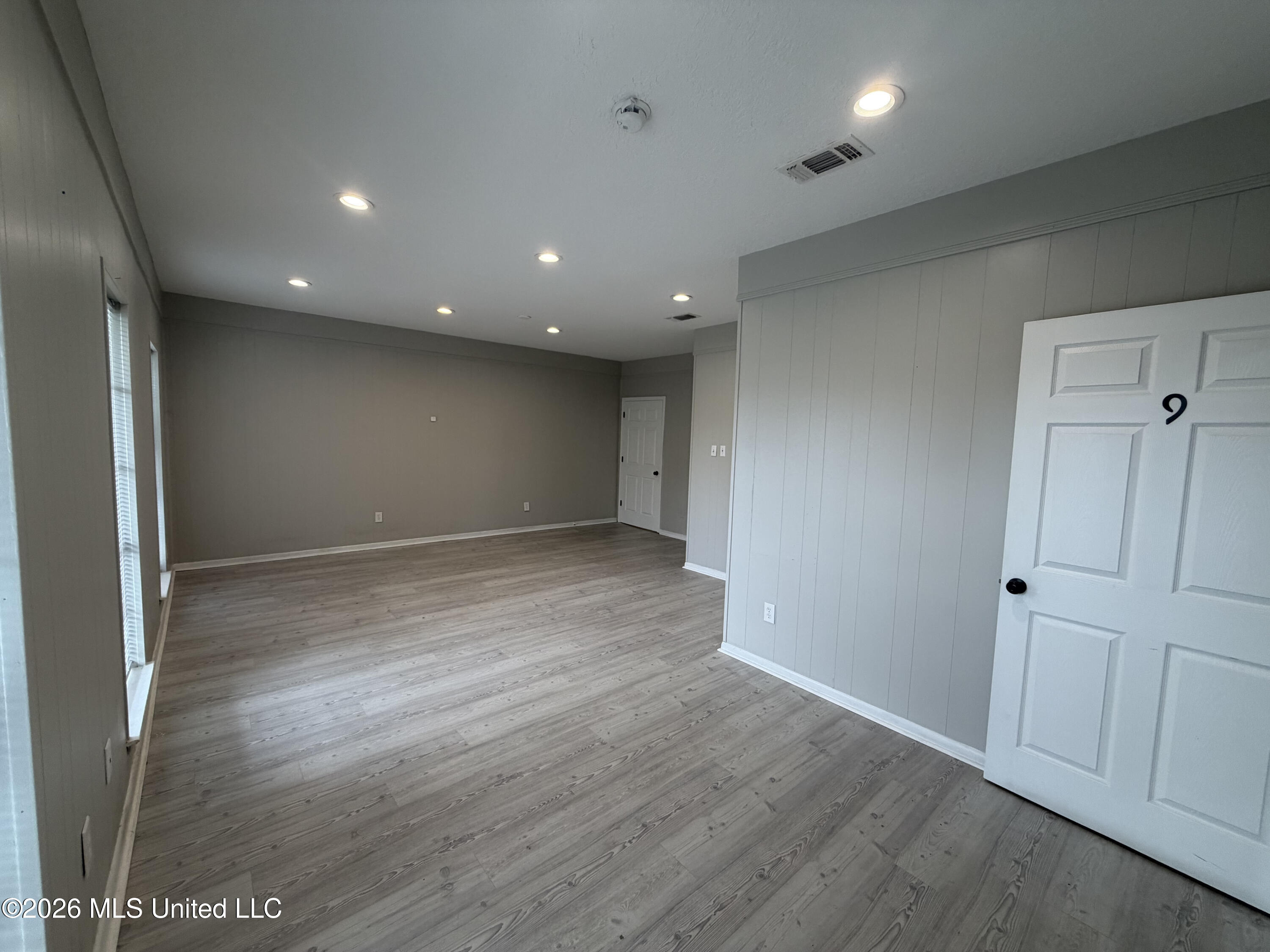 912 Convent Avenue Property Photo 12