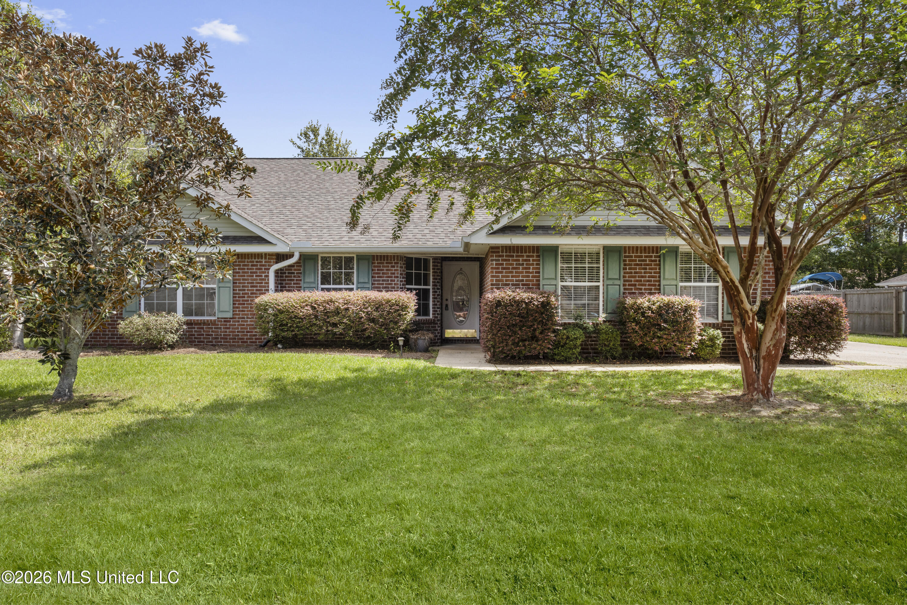1622 Lori Drive Property Photo 1