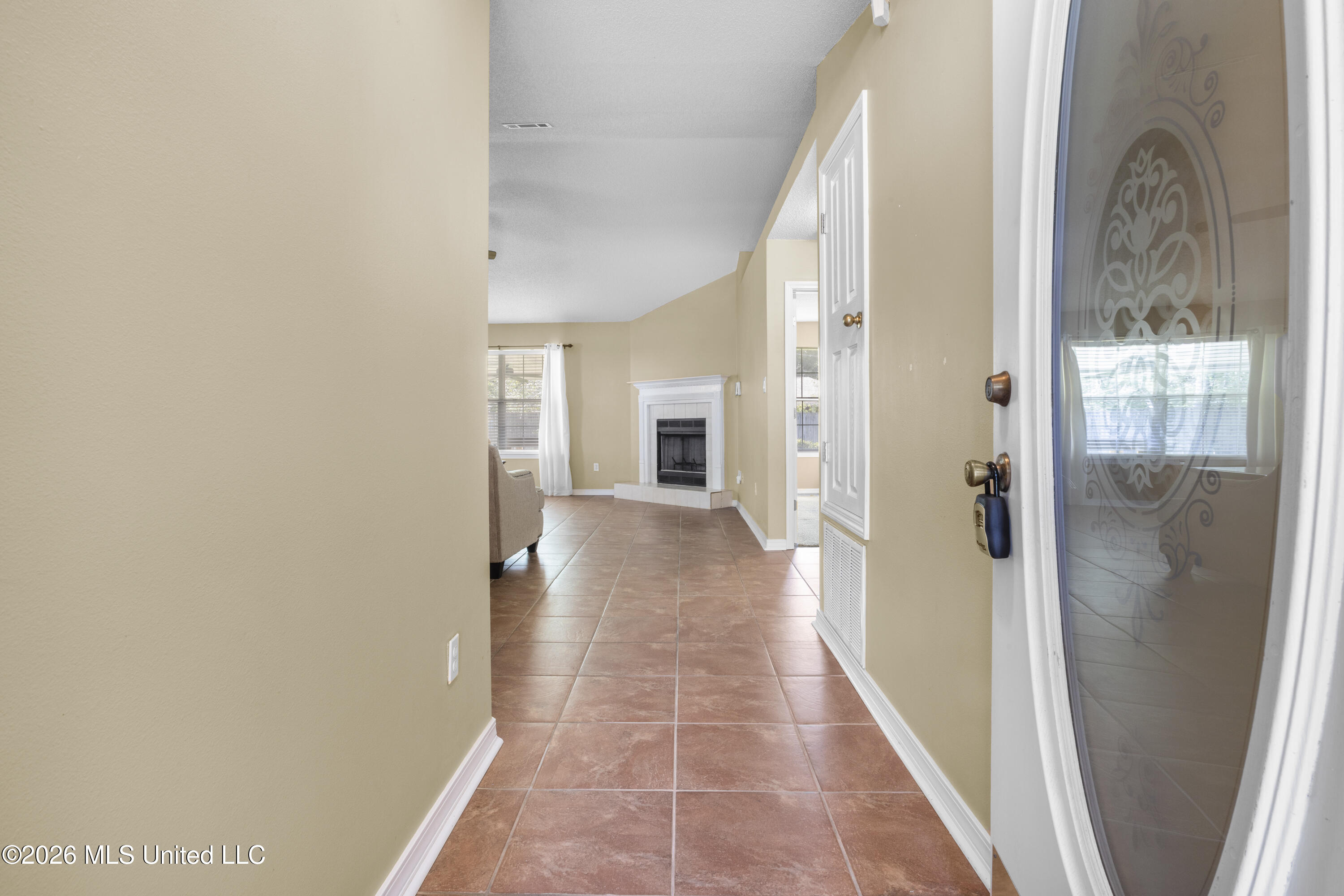 1622 Lori Drive Property Photo 5