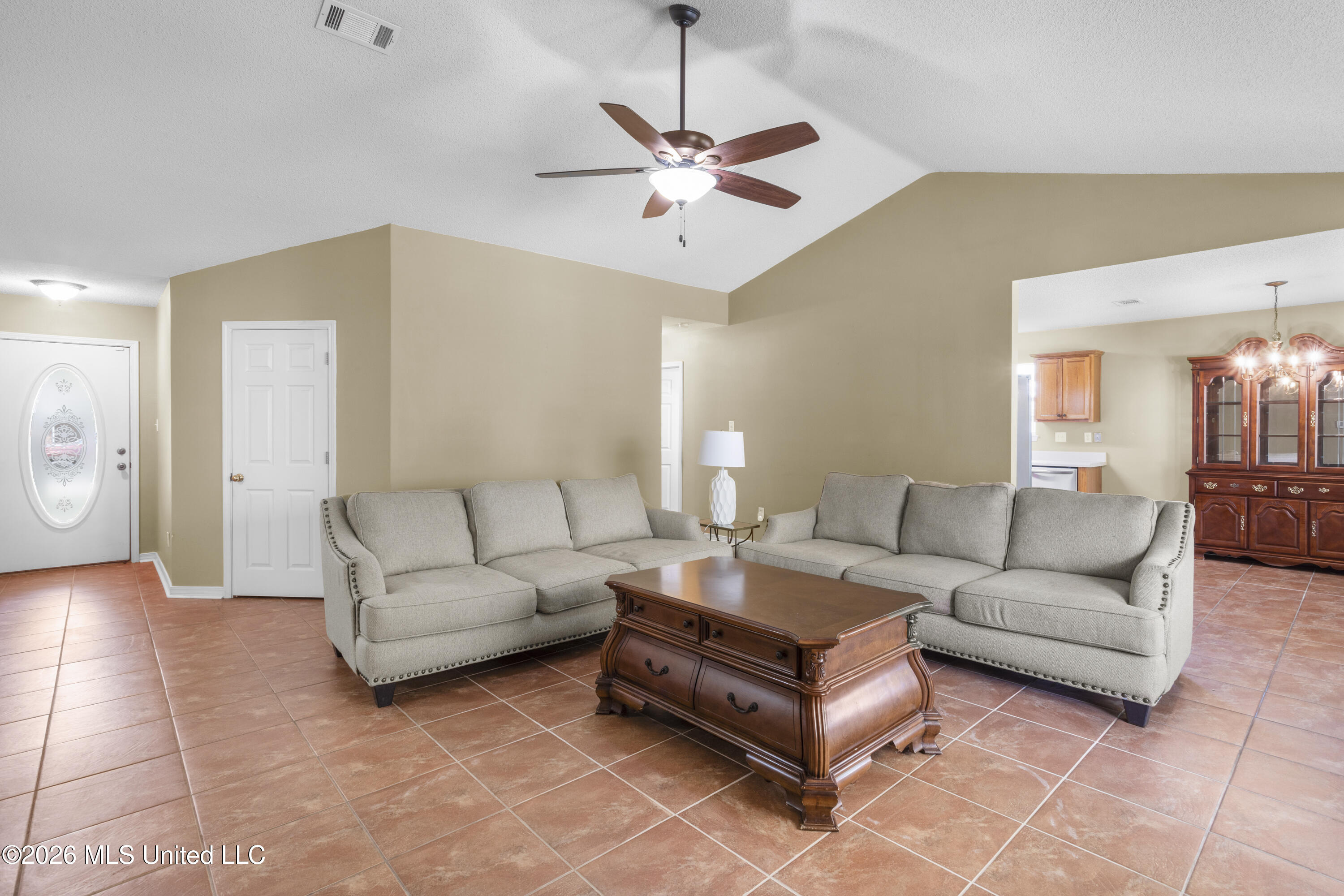 1622 Lori Drive Property Photo 10