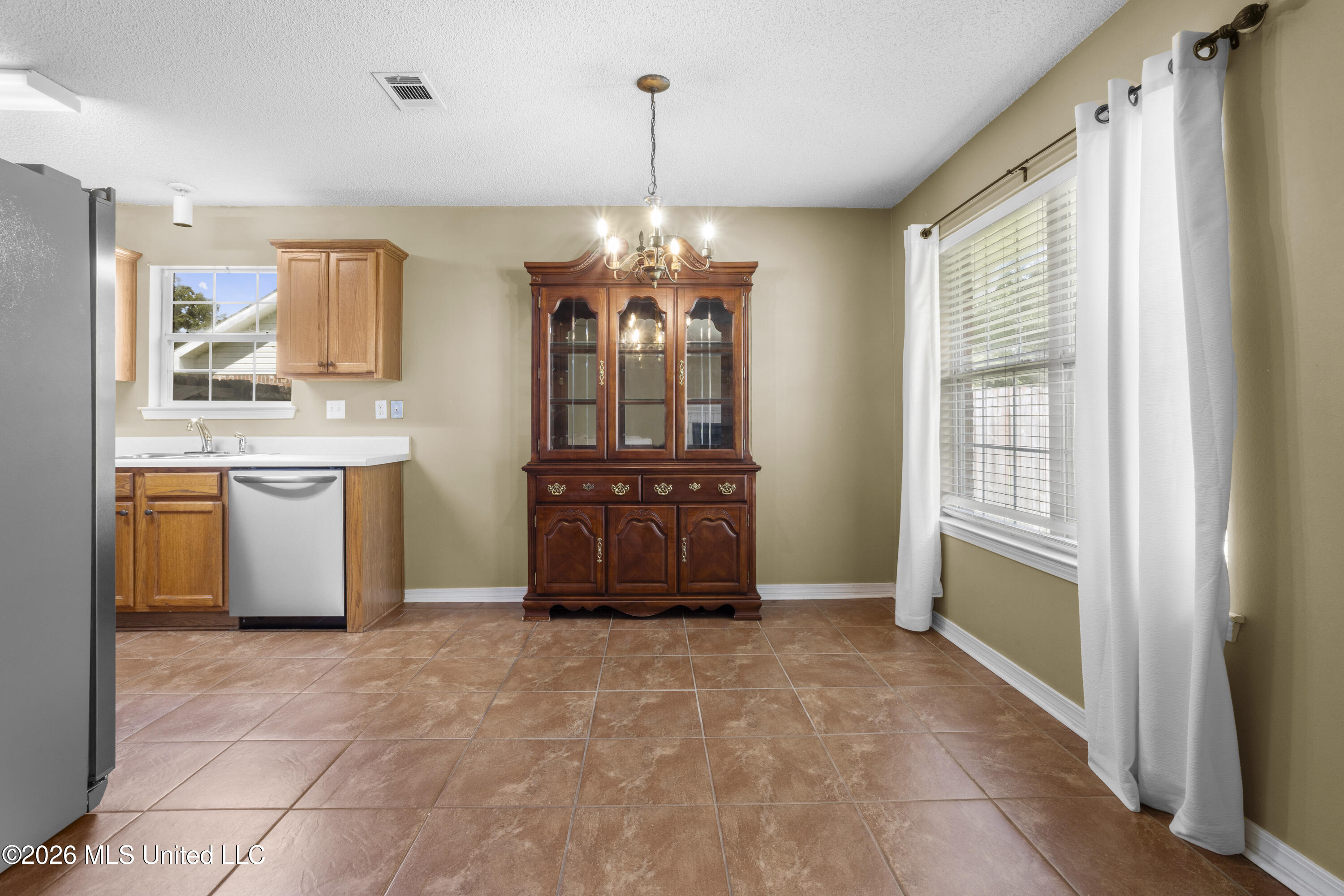 1622 Lori Drive Property Photo 11