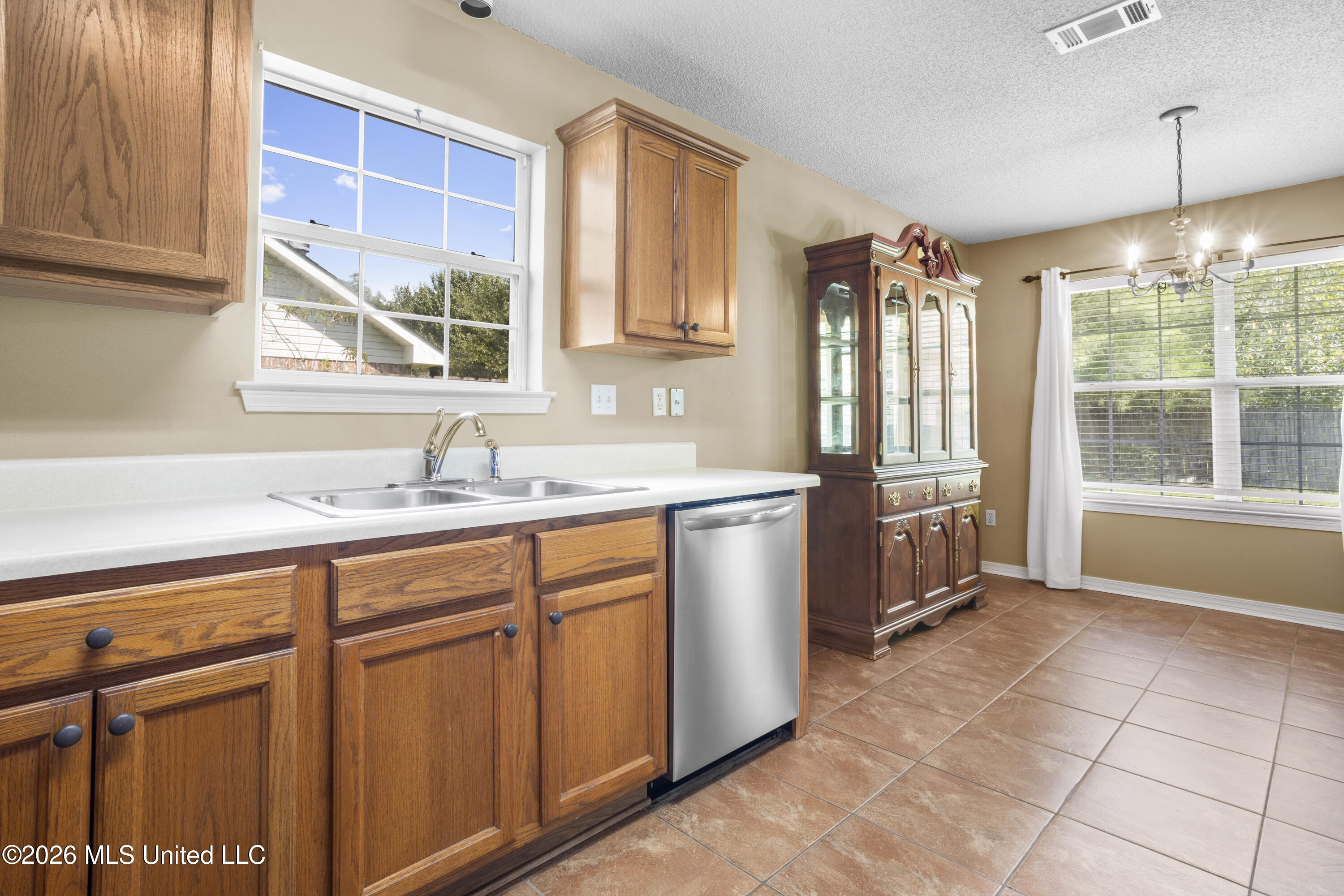 1622 Lori Drive Property Photo 15