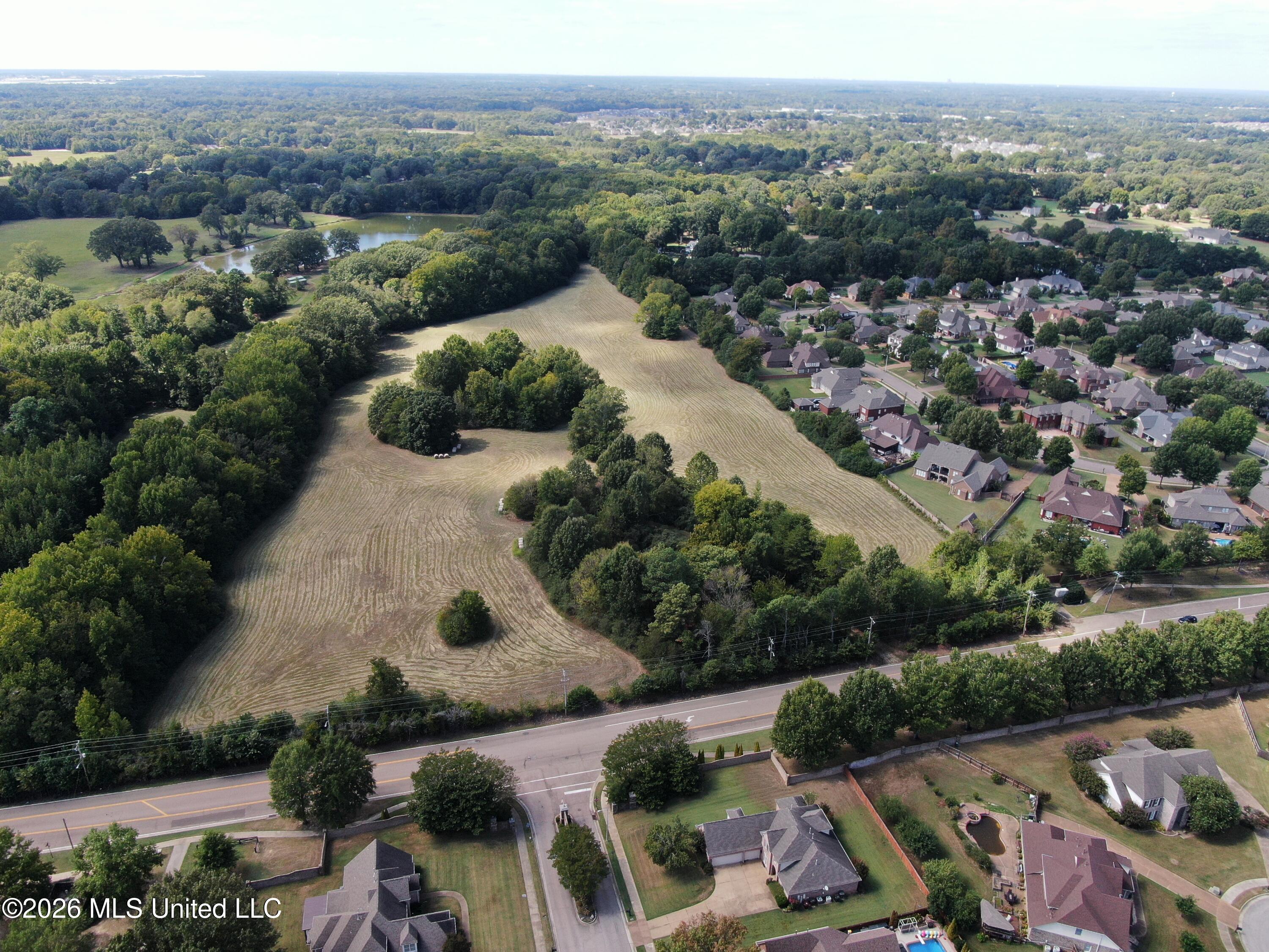 1400 S Byhalia Road Property Photo 1