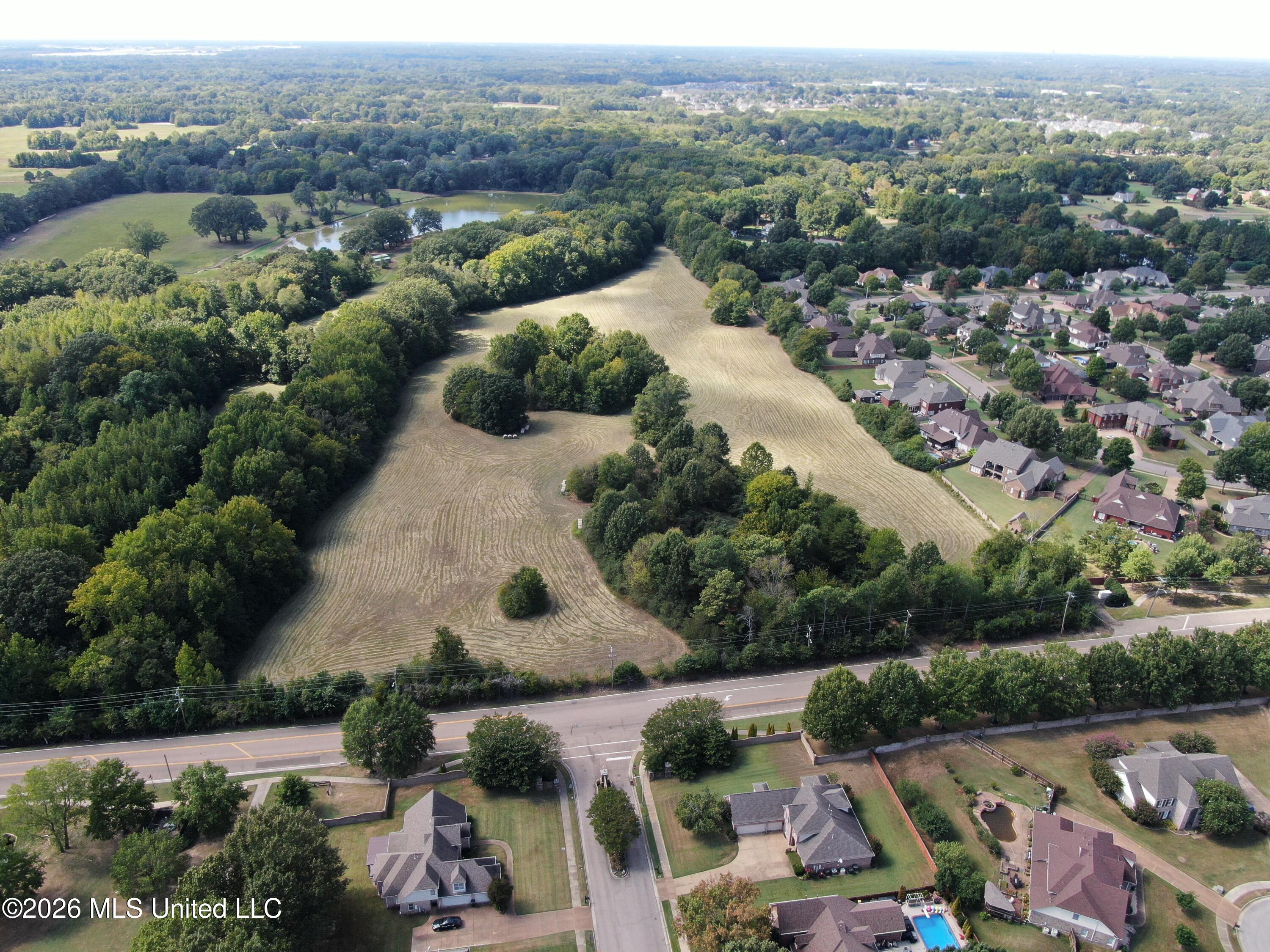 1400 S Byhalia Road Property Photo 5