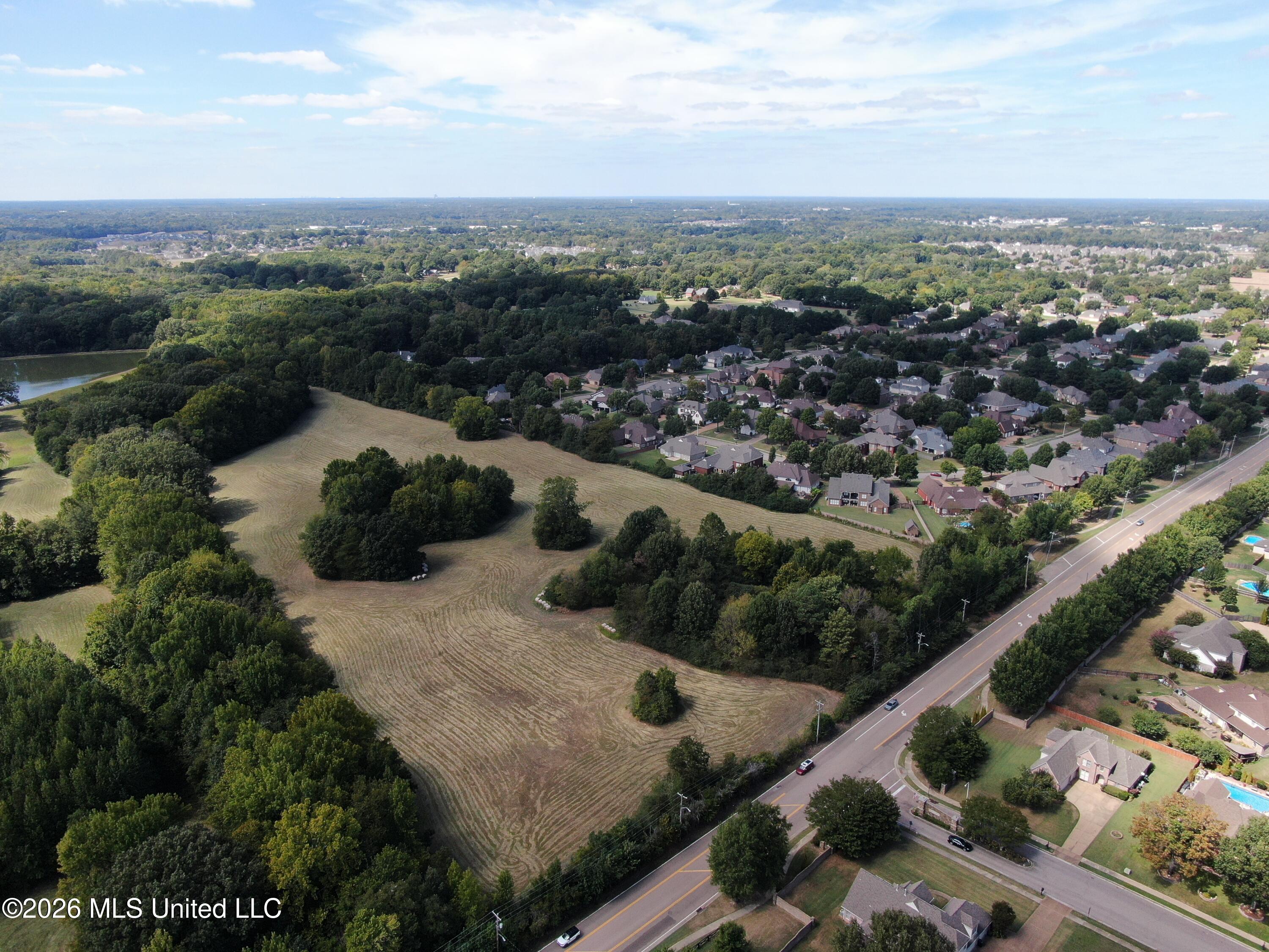 1400 S Byhalia Road Property Photo 7