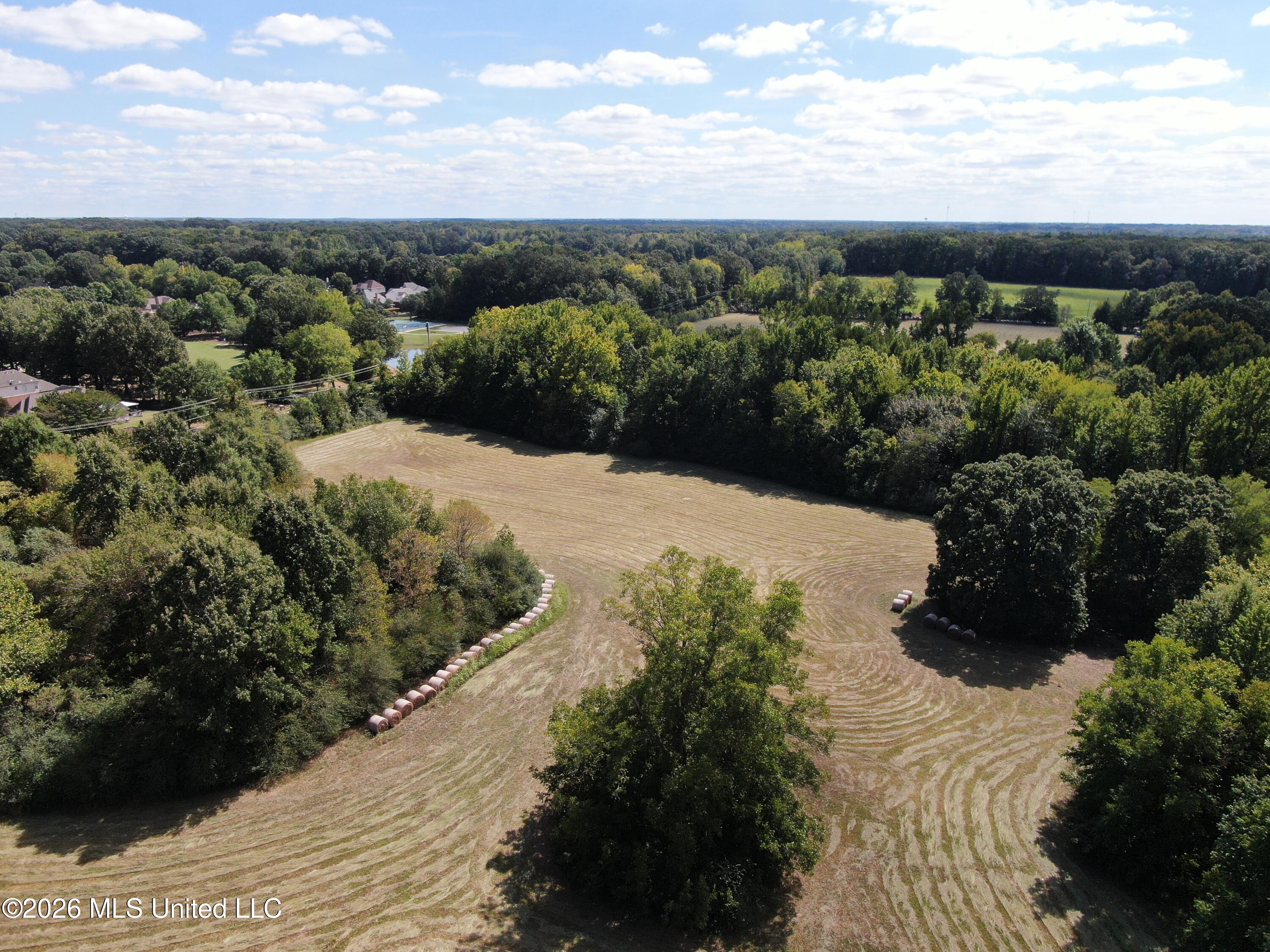 1400 S Byhalia Road Property Photo 15