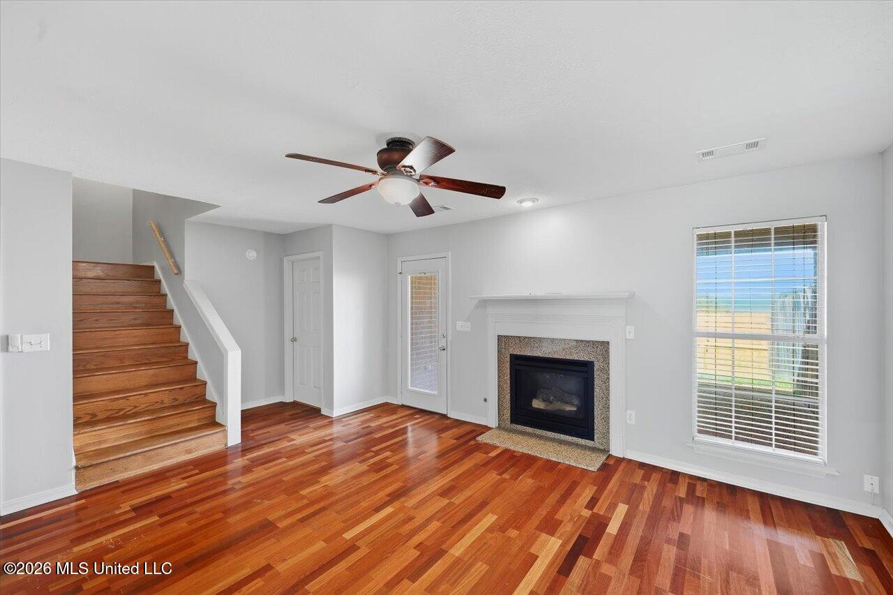 417 Woodlake Lane Property Photo 6