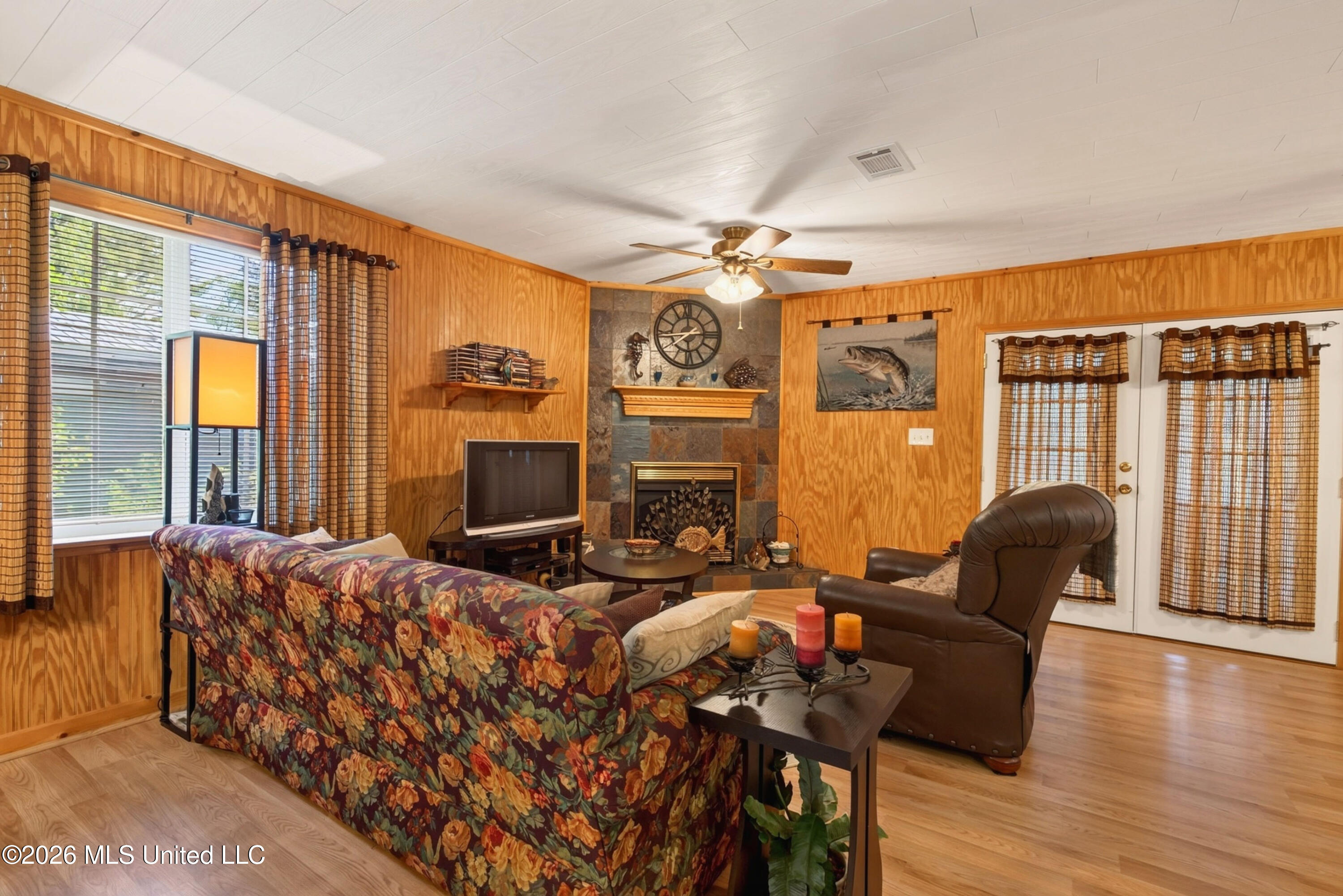 1713 Deer Lane Property Photo 10
