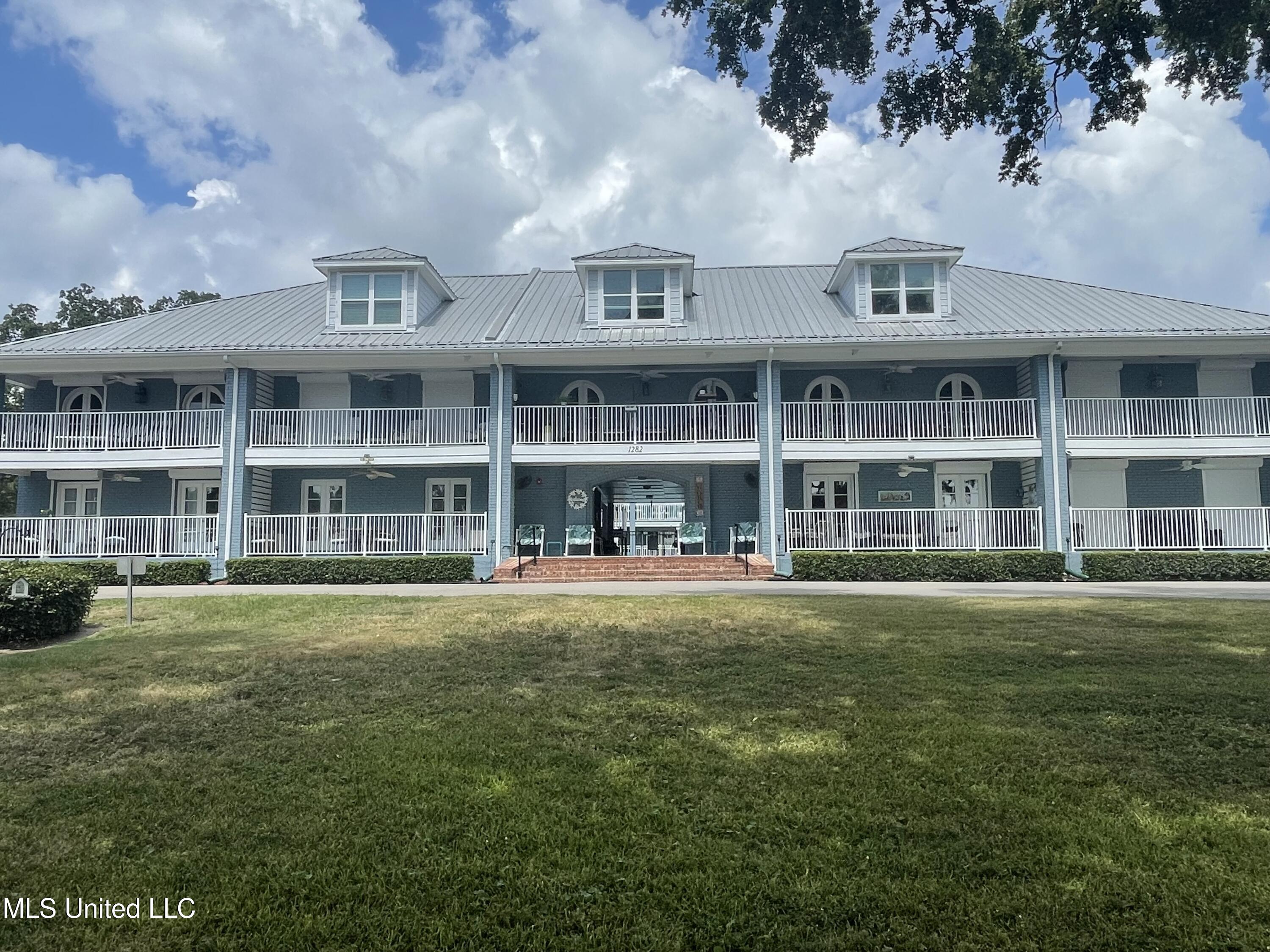1282 Beach Boulevard Property Photo 1