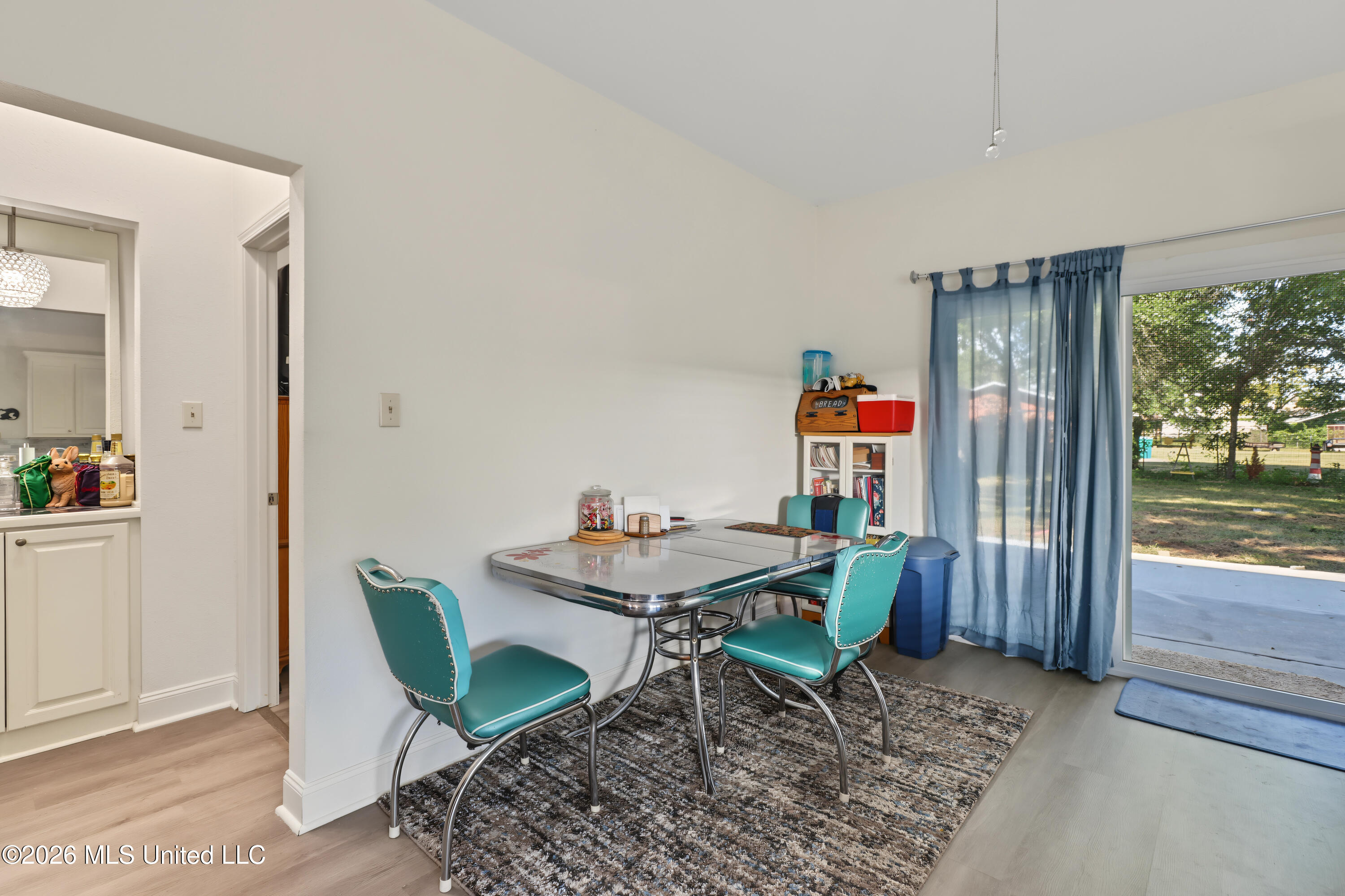 638 Oakleigh Avenue Property Photo 8