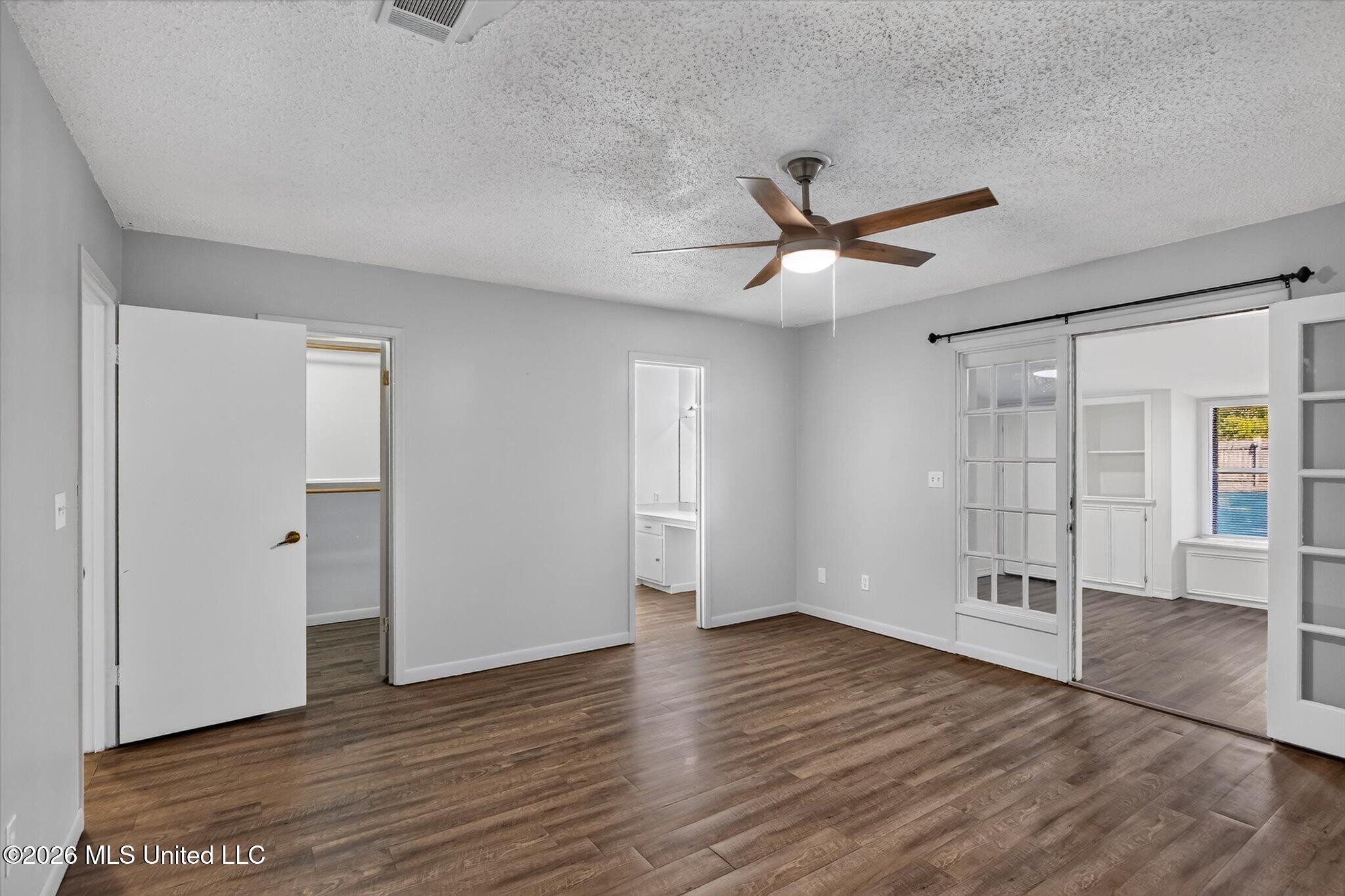 147 Somerset Drive Property Photo 3